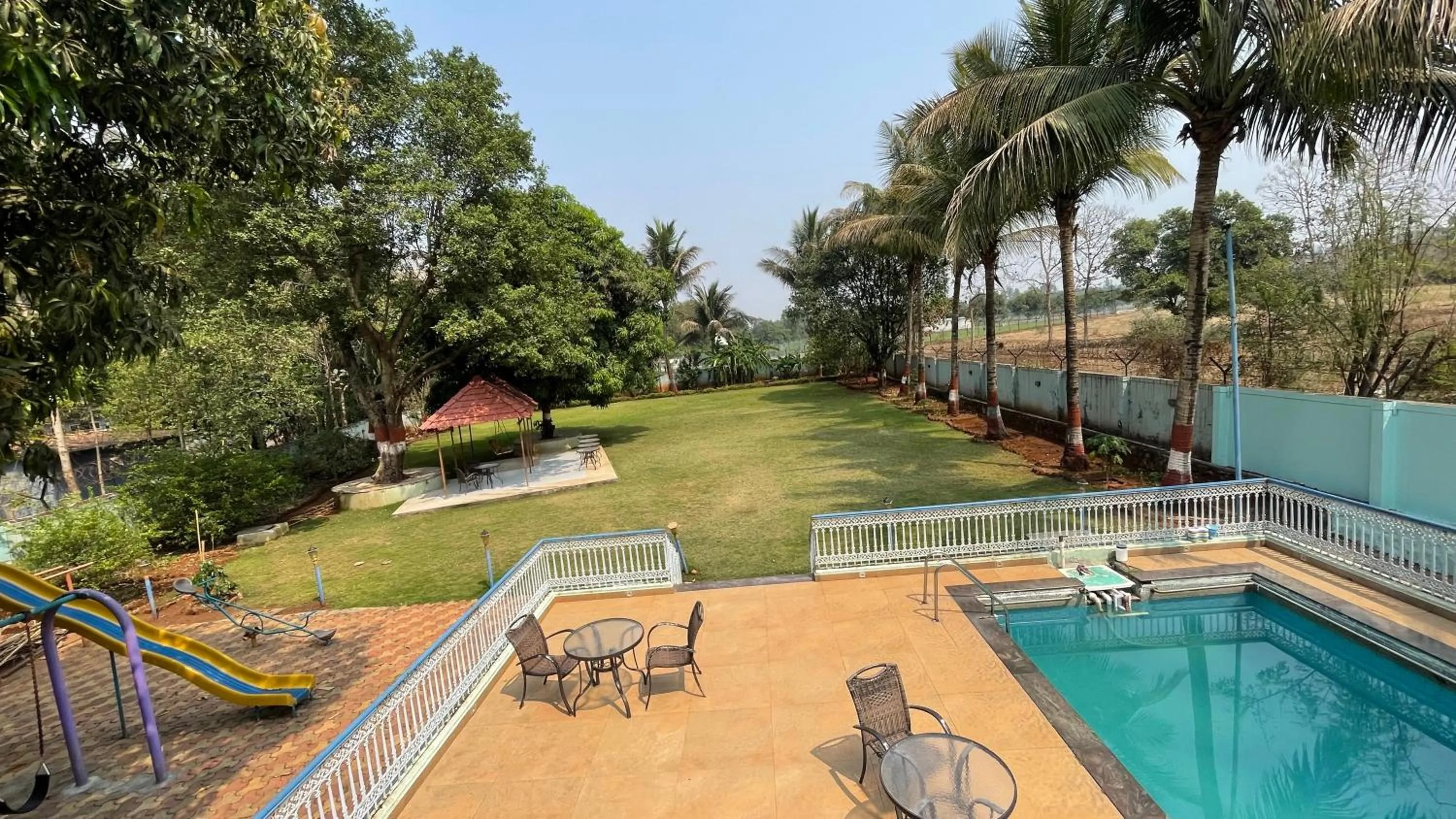 Swimming pool in Geeta Bhawan Villa