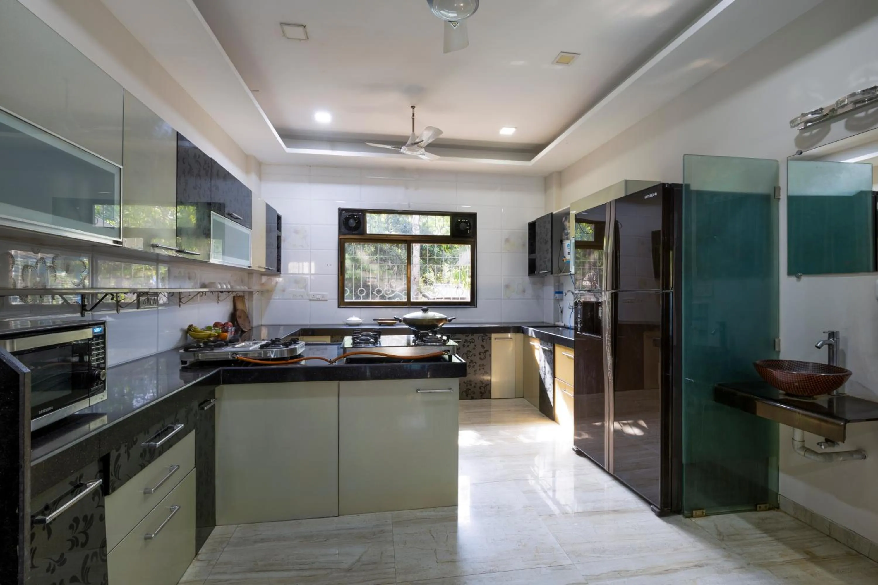 kitchen in Geeta Bhawan Villa