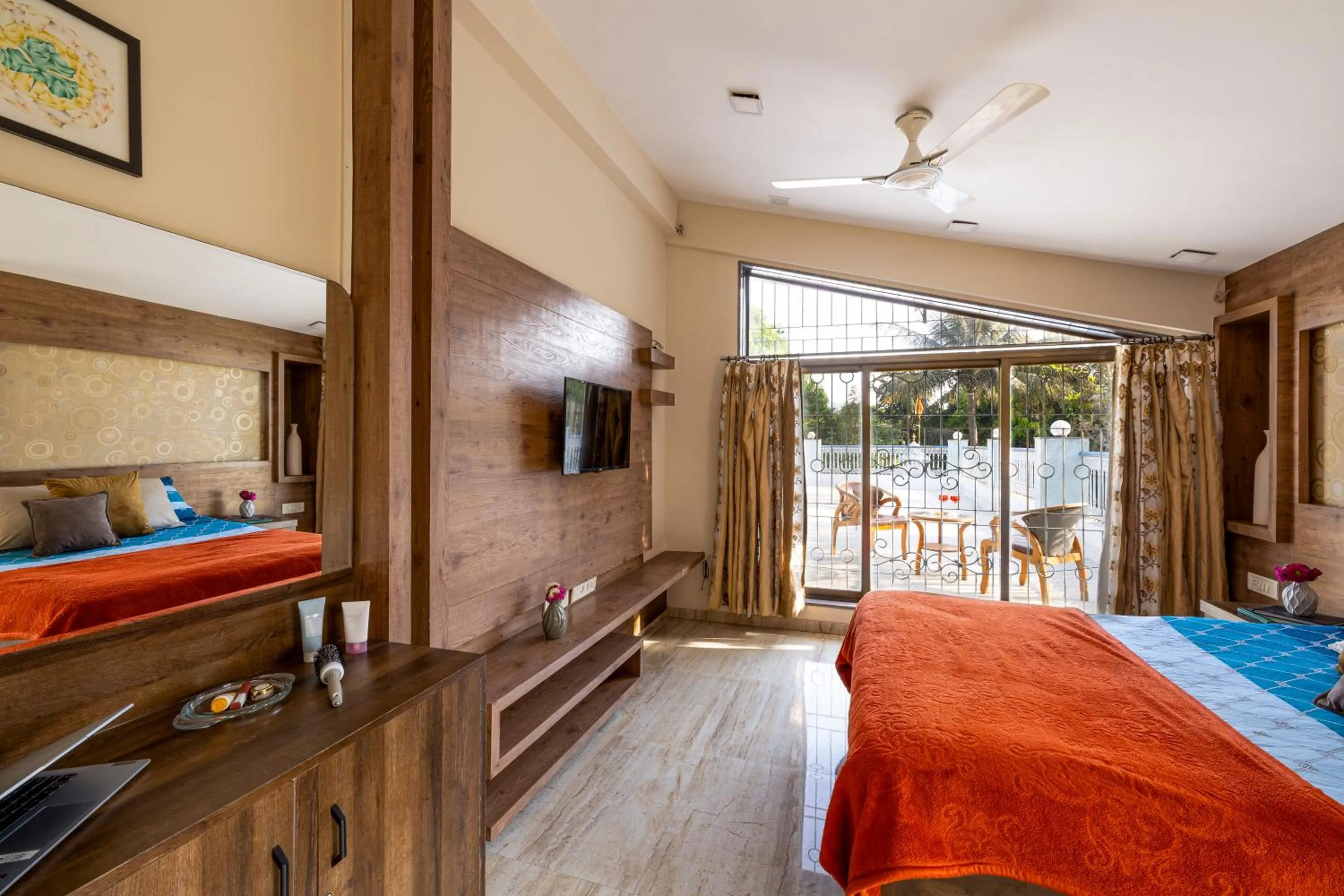 Bedroom, Bed in Geeta Bhawan Villa