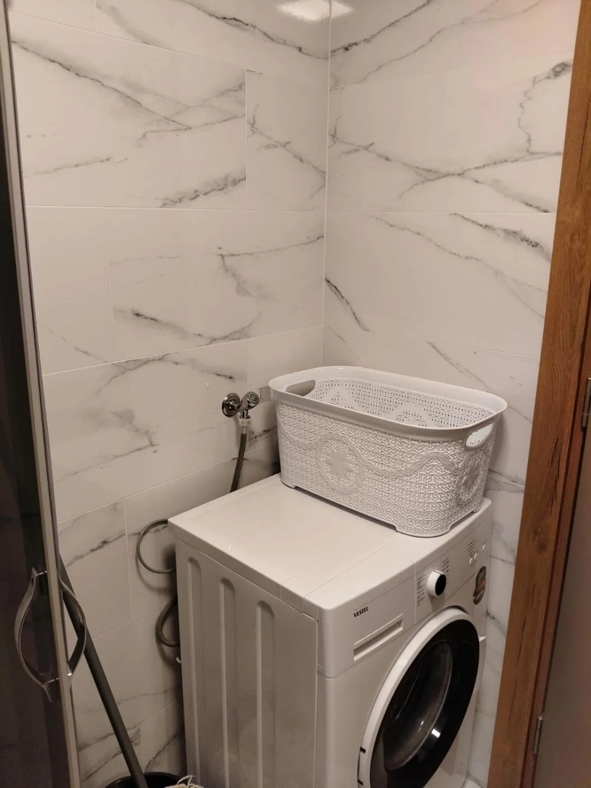 Golden World Suite Hotel