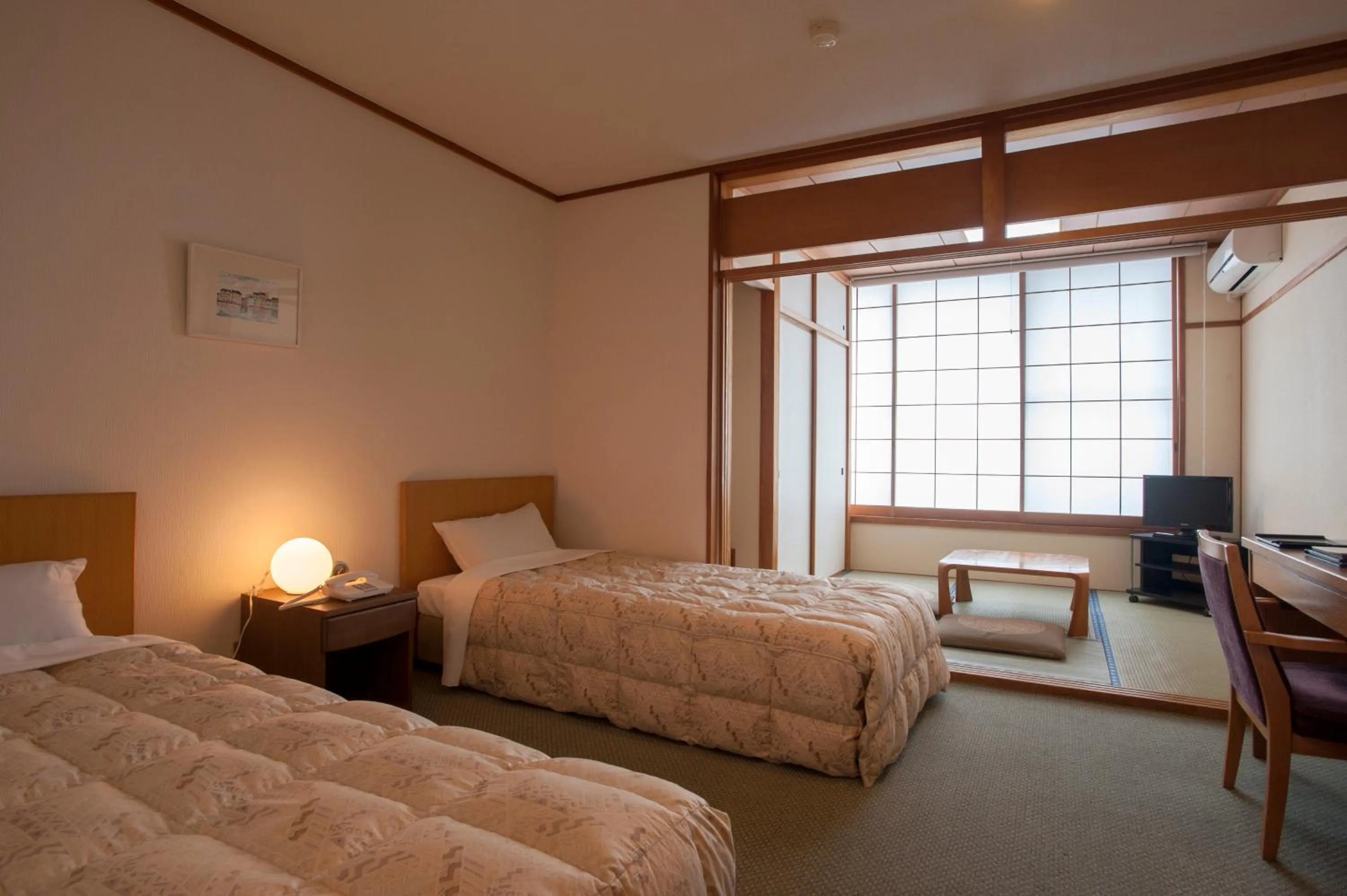 Bed in The Gran Resort Elegante Atami