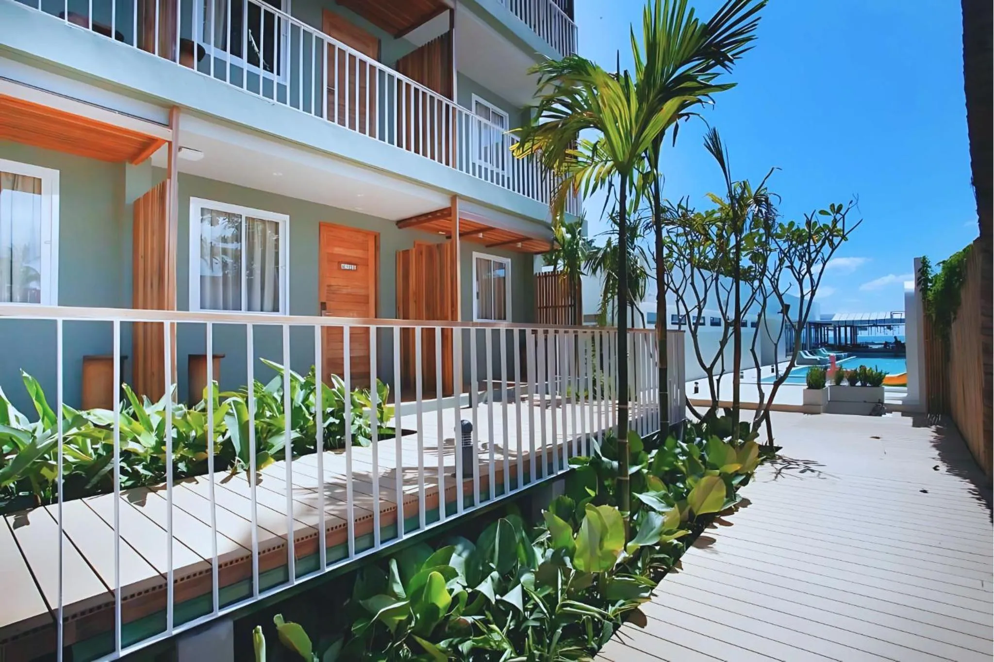 Garden in The Stay Chaweng Beach Resort- SHA Plus