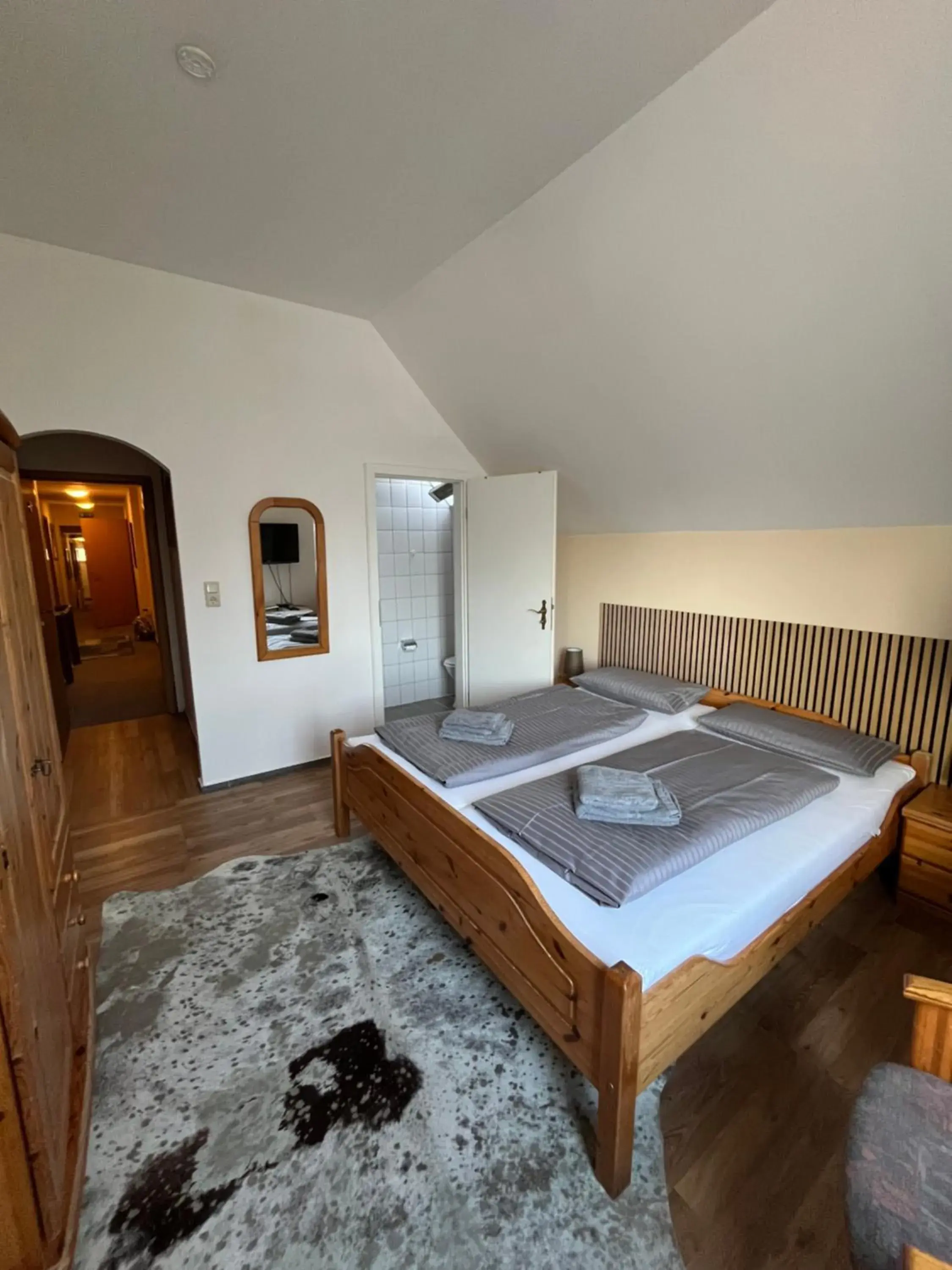 Standard Double Room in Hotel Mühleneck Standard Double Room in Hotel Mühleneck