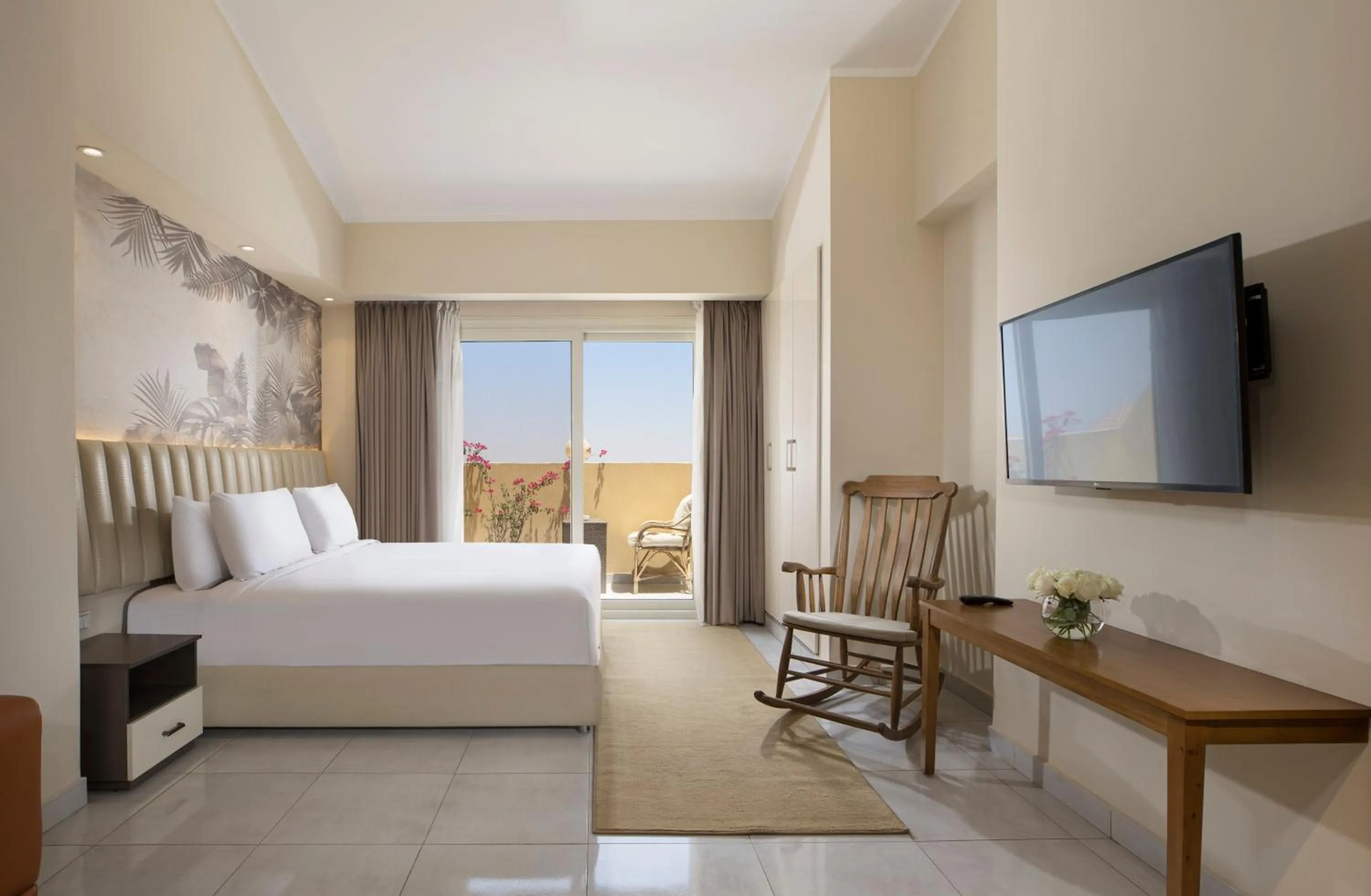 Bed in Vibotel Residence Hotel Apartments