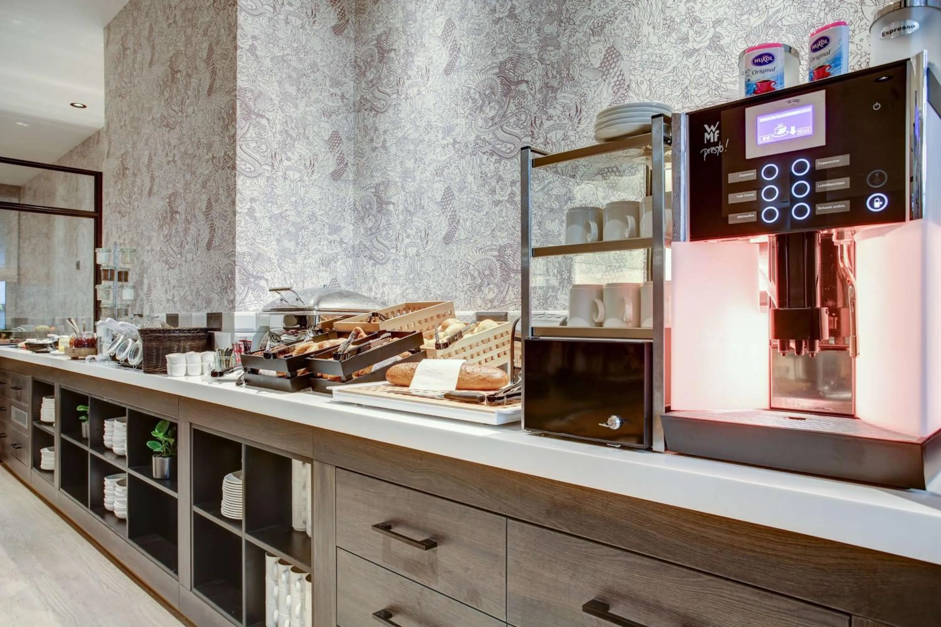 Restaurant/places to eat in Vienna House Easy by Wyndham Hamburg City