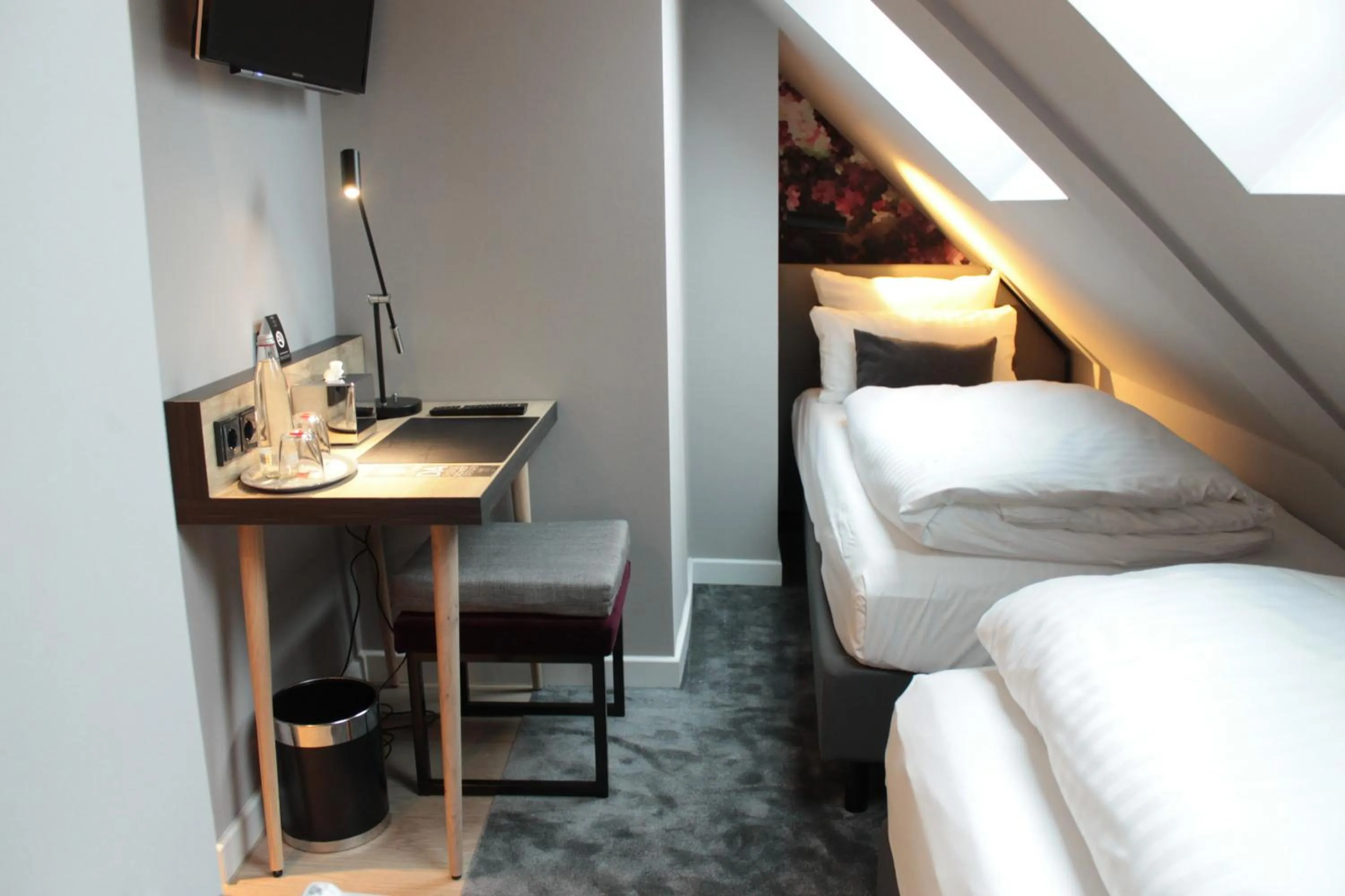 Bed in Vienna House Easy by Wyndham Hamburg City