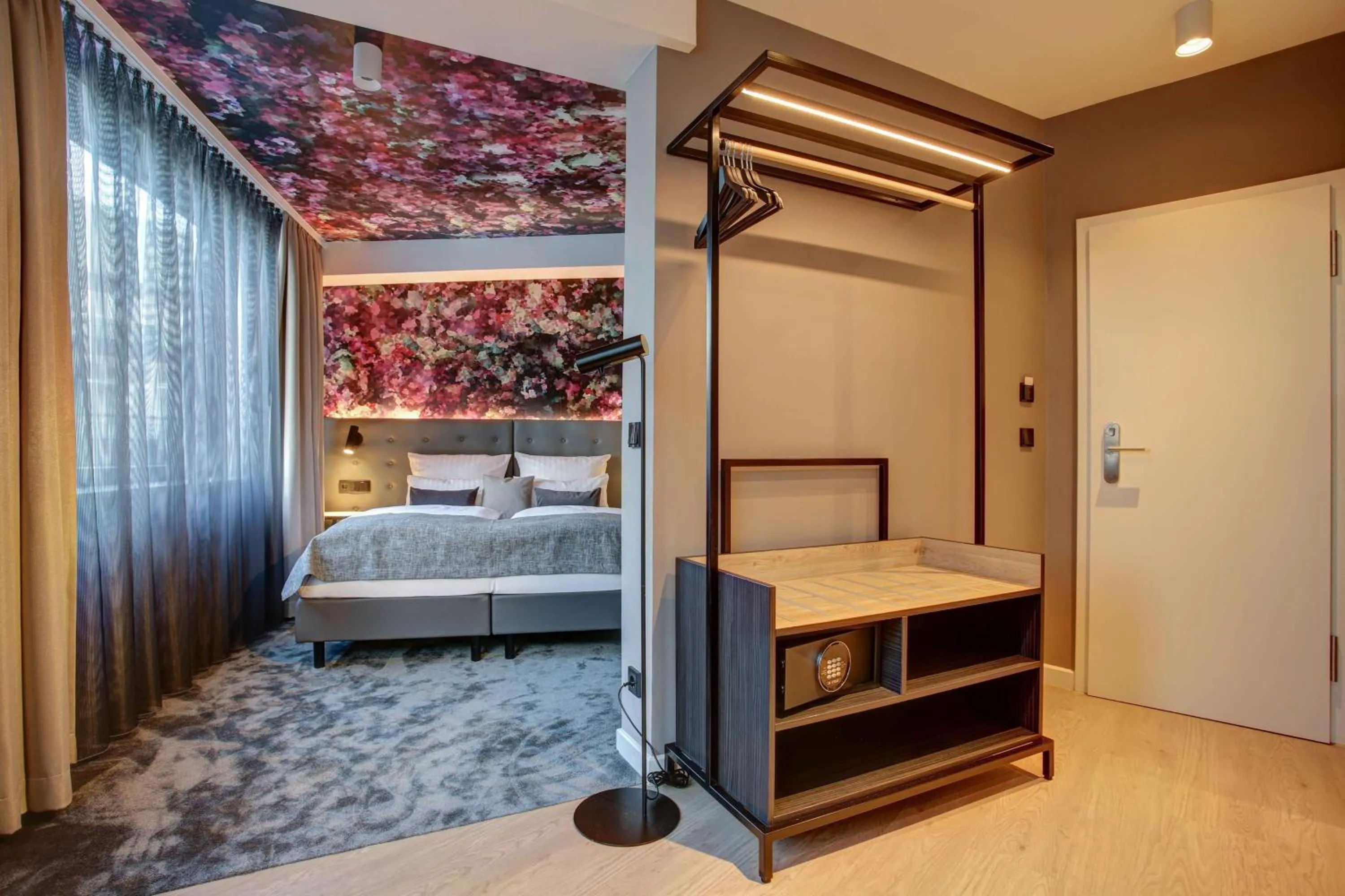 Photo of the whole room, Bed in Vienna House Easy by Wyndham Hamburg City