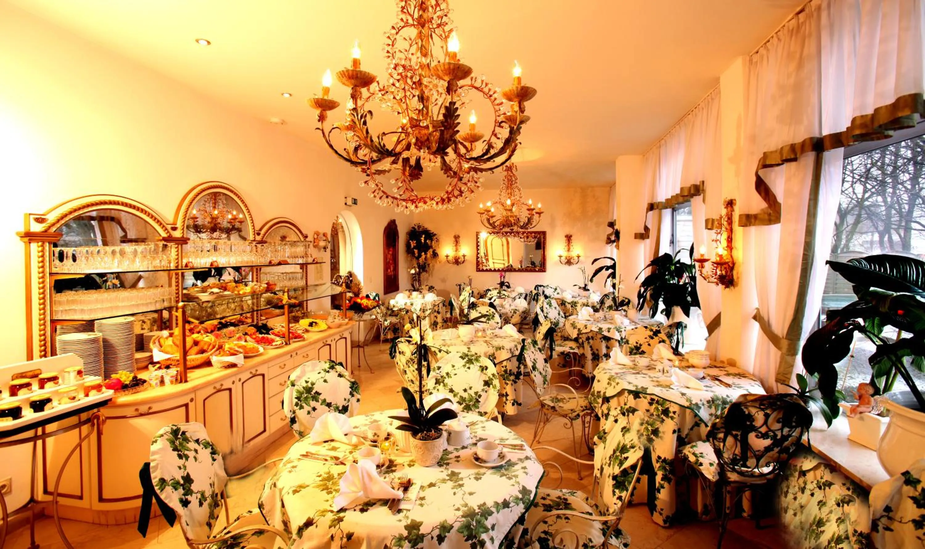 Breakfast in Seibel's Park Hotel