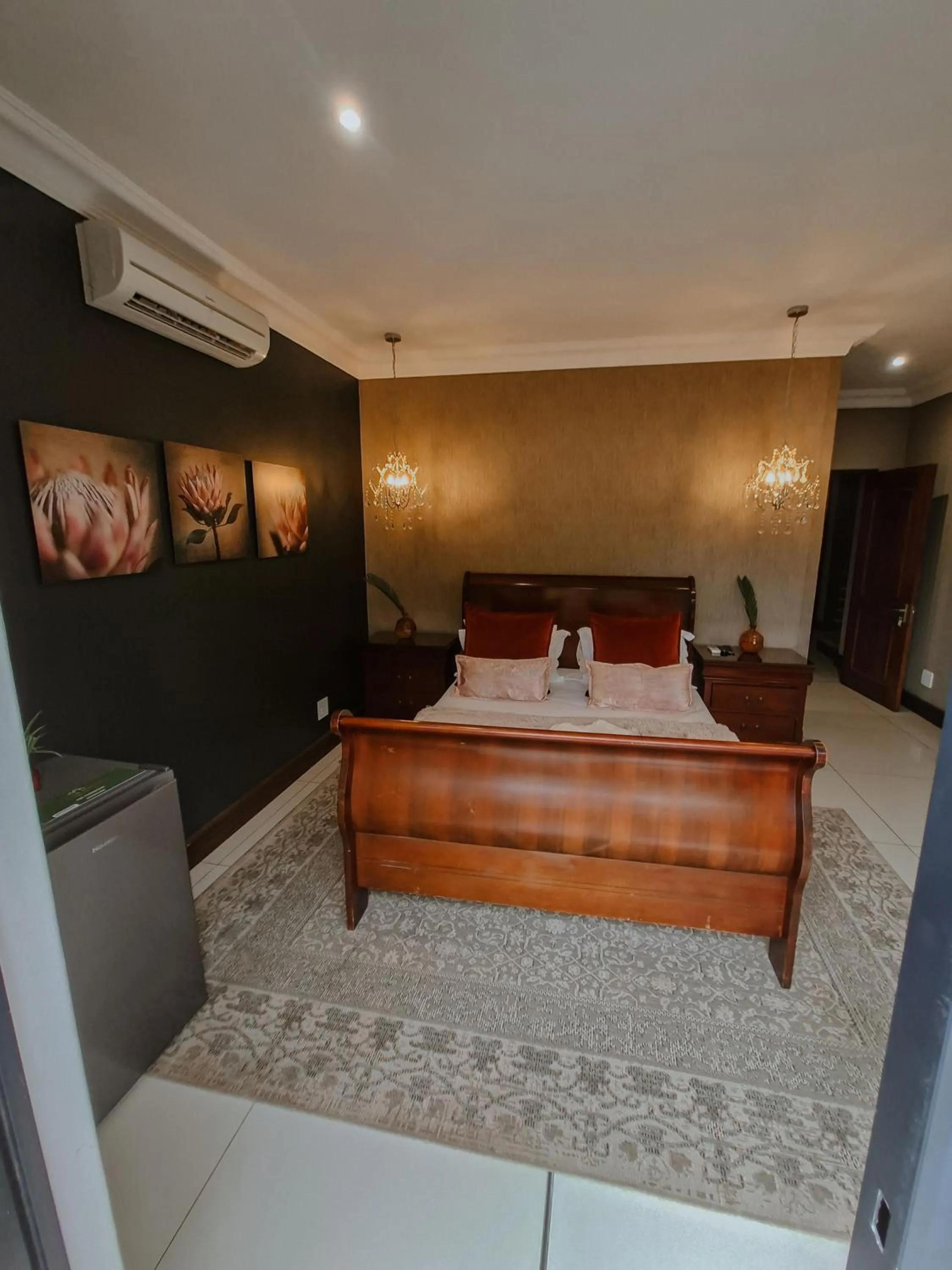 Bedroom, Bed in Potch Manor Guest House