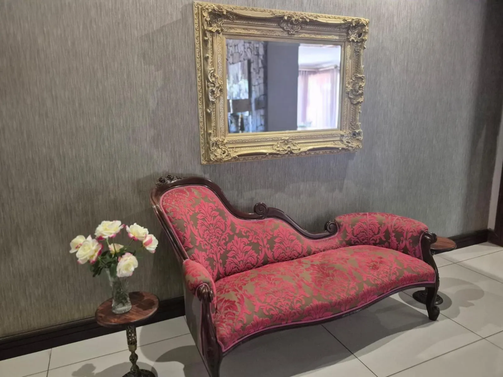 Decorative detail in Potch Manor Guest House