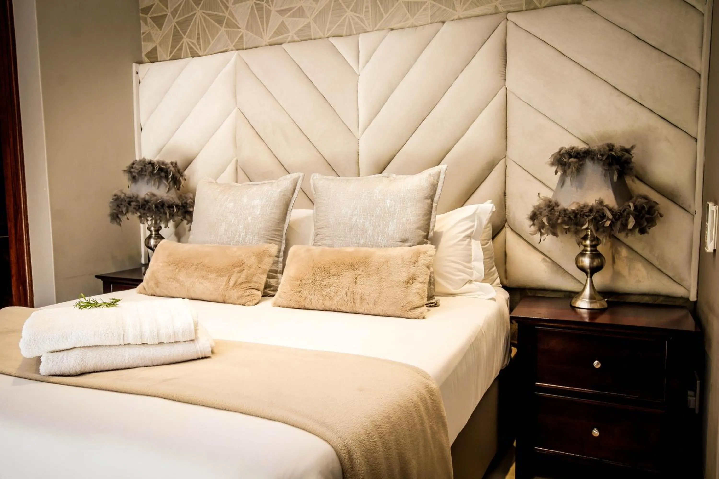 Bed in Potch Manor Guest House