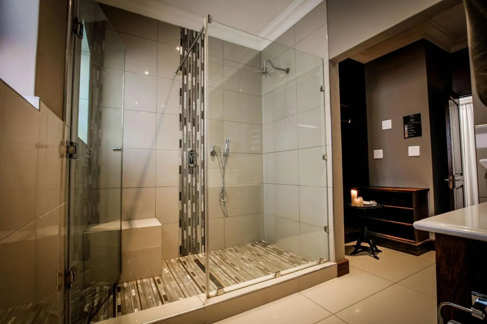 Shower in Potch Manor Guest House