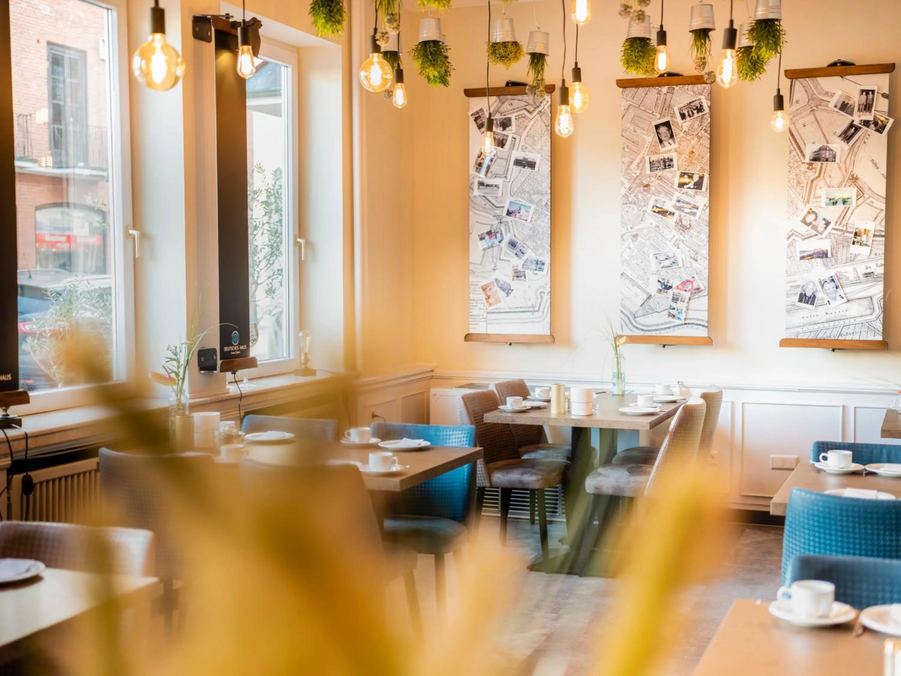 Restaurant/places to eat in Hotel DH -Deutsches Haus-