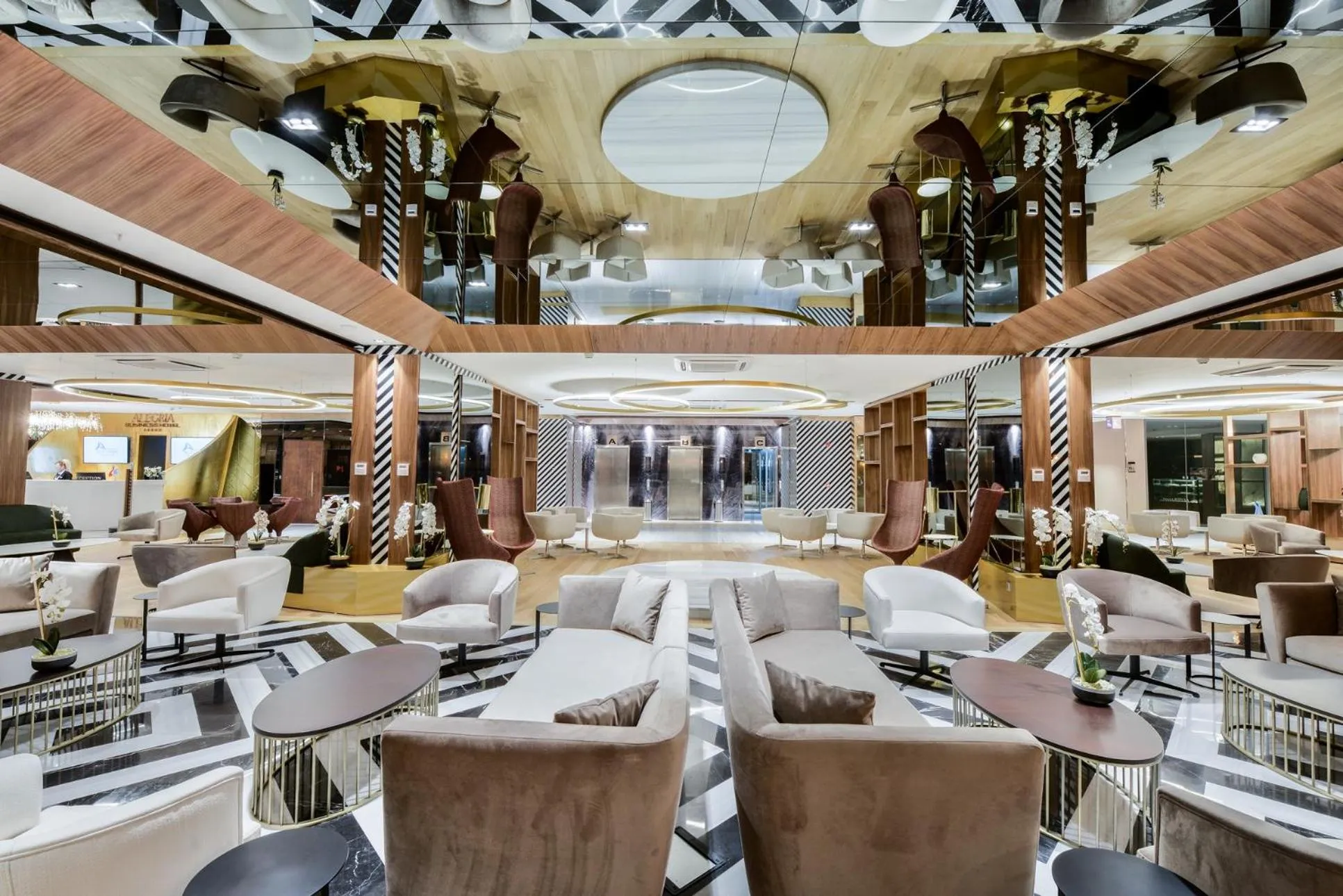 Lobby or reception in Ankara Alegria Business Hotel