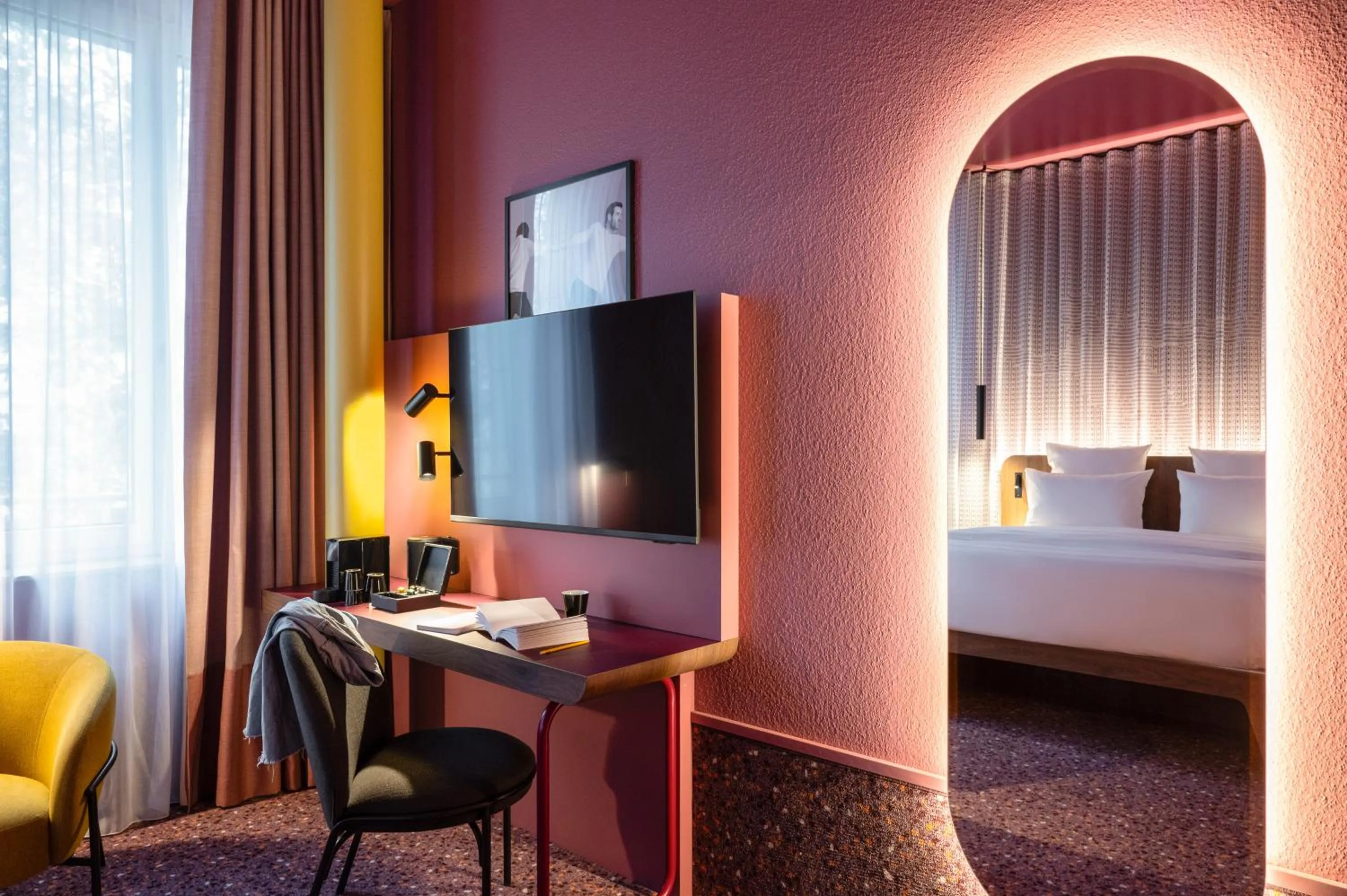 TV and multimedia, Bed in TRIBE Düsseldorf