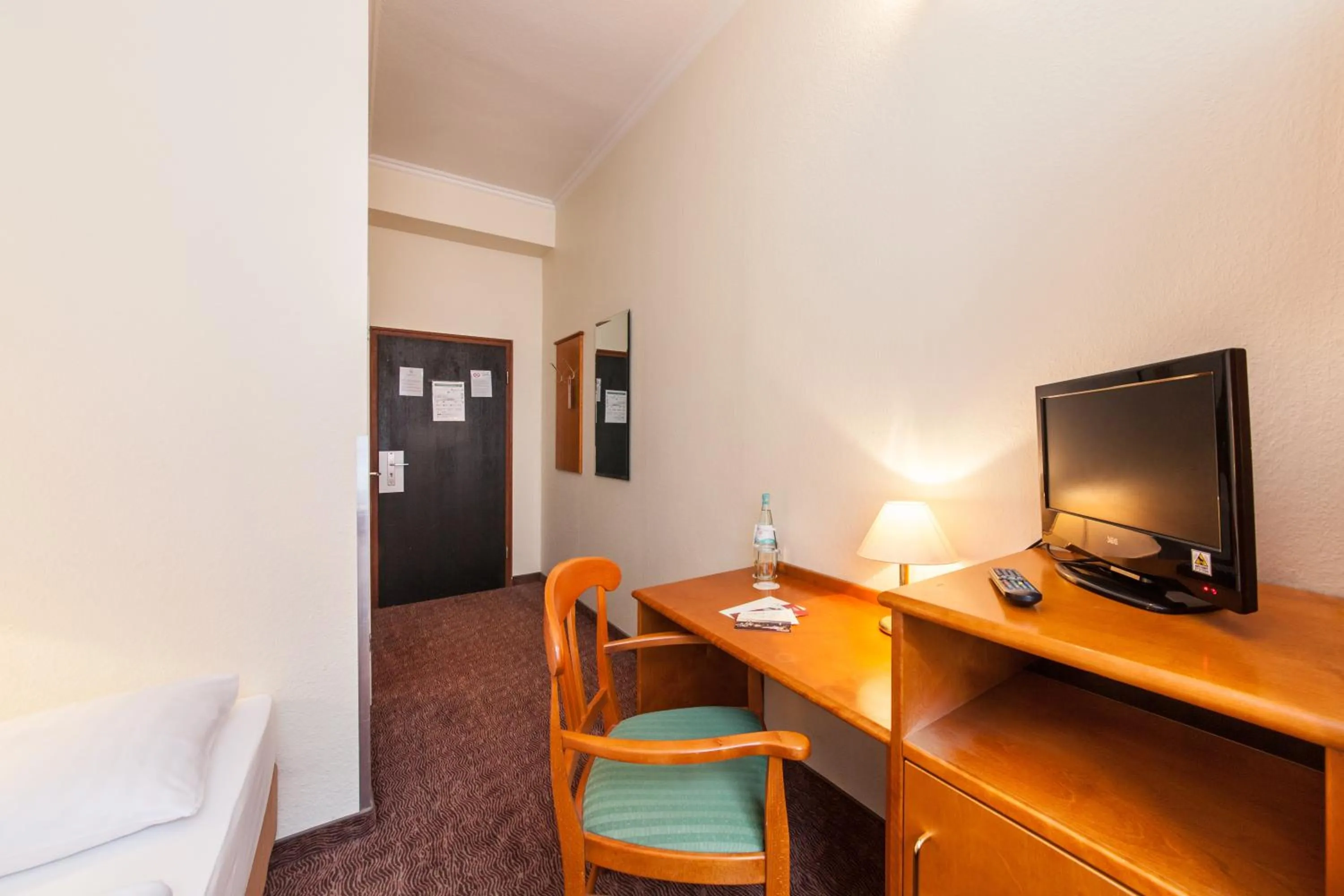 Photo of the whole room in Hotel Ahl Meerkatzen