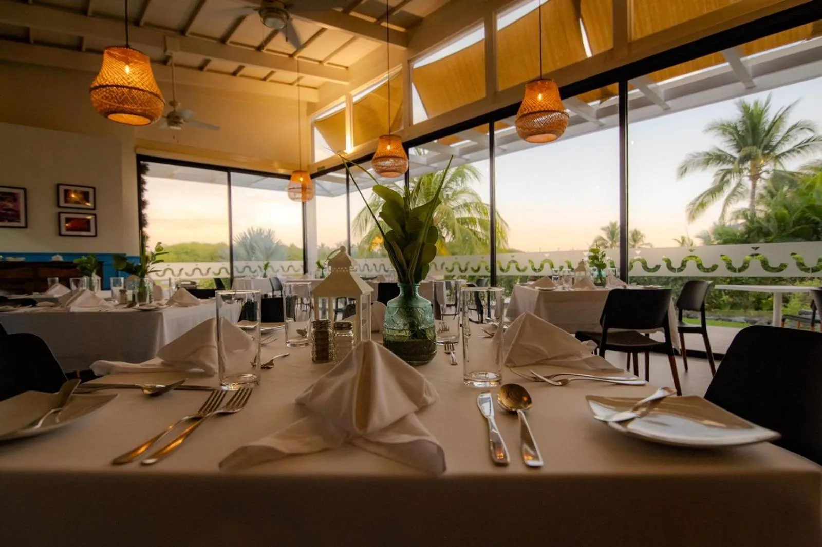 Restaurant/places to eat in Oceana Resort & Conventions
