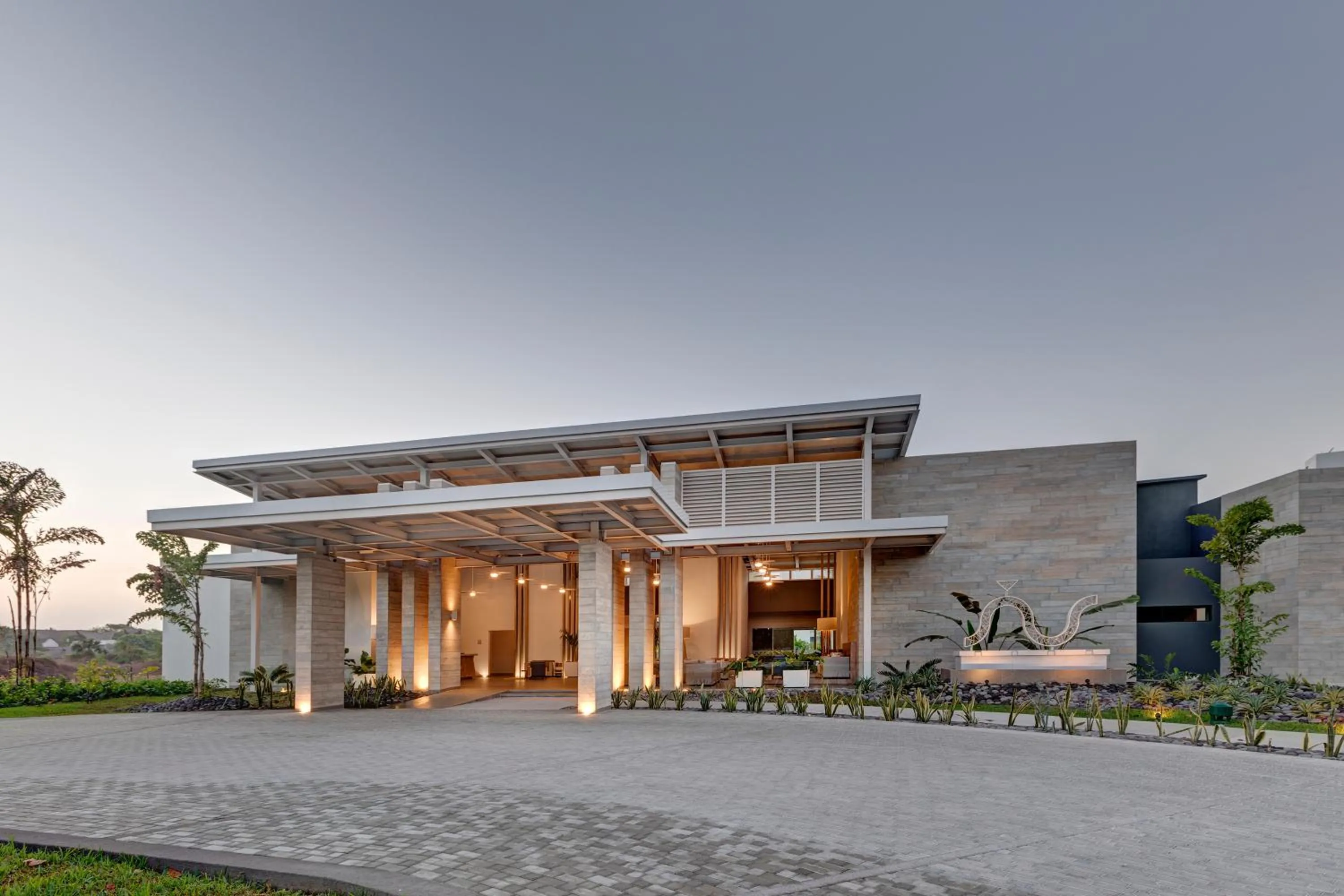 Property building in Oceana Resort & Conventions