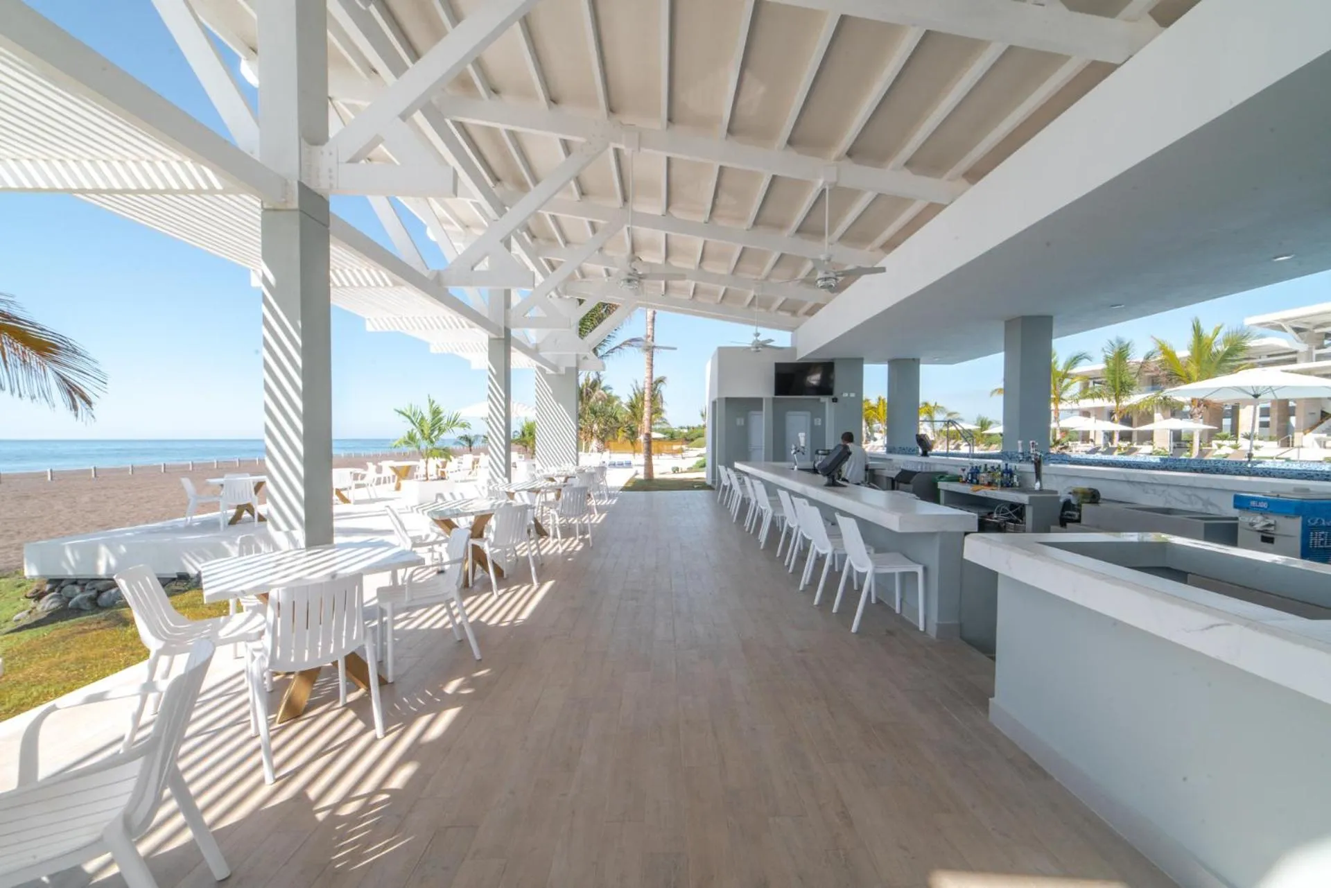Restaurant/places to eat in Oceana Resort & Conventions