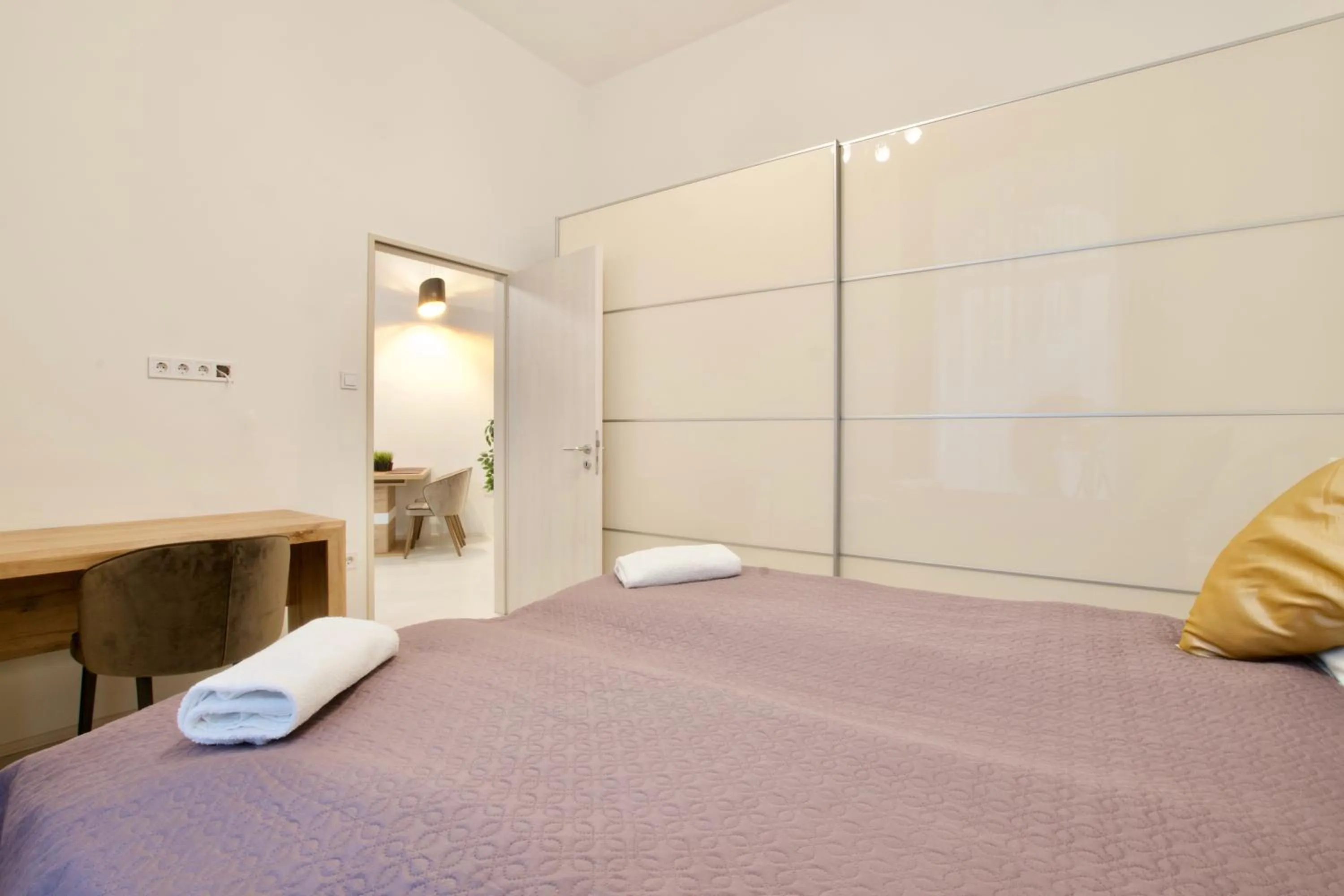 Bed in Premium Apartments by Hi5 - Elegant Suites