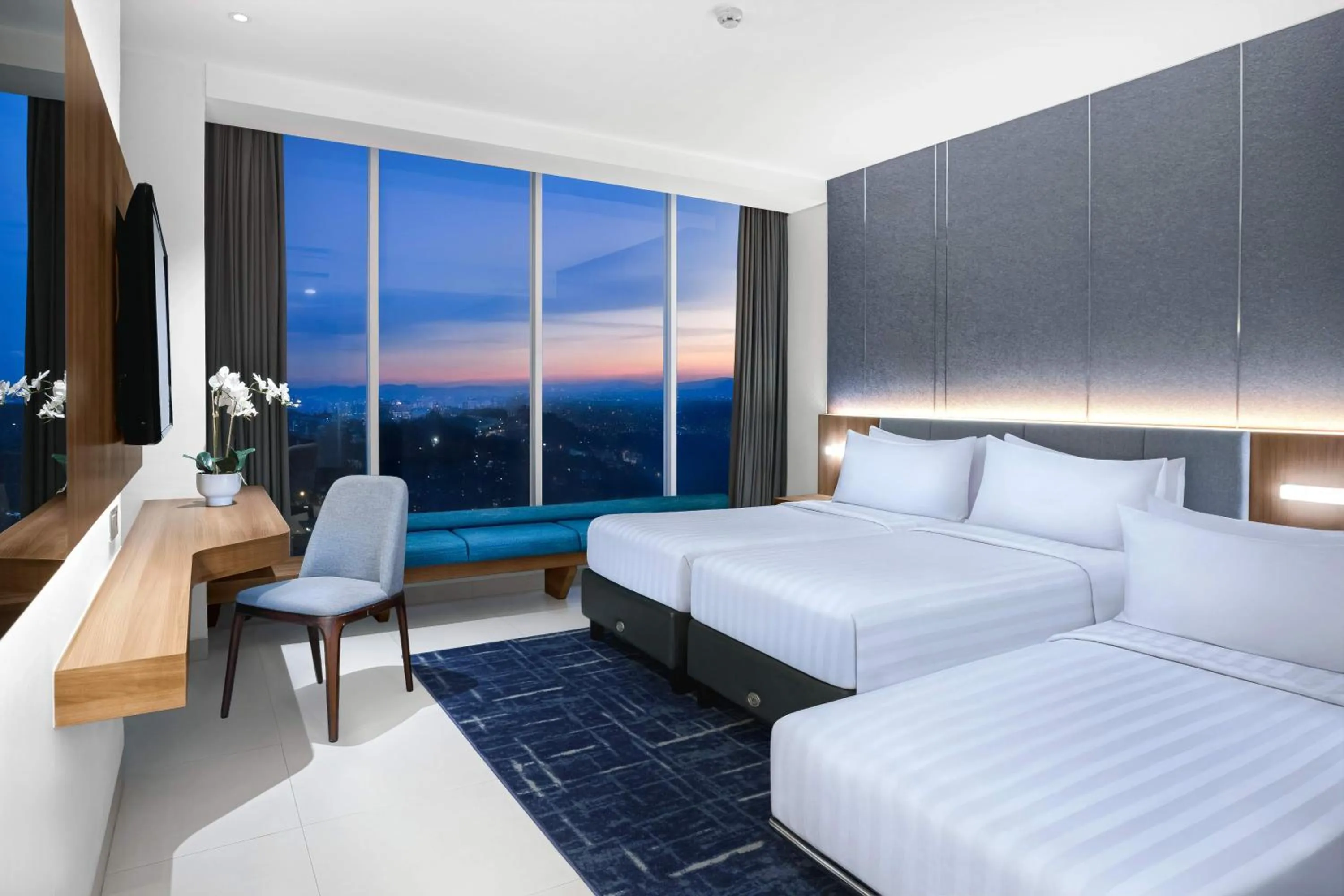 Bed in Aston Sidoarjo City Hotel & Conference Center