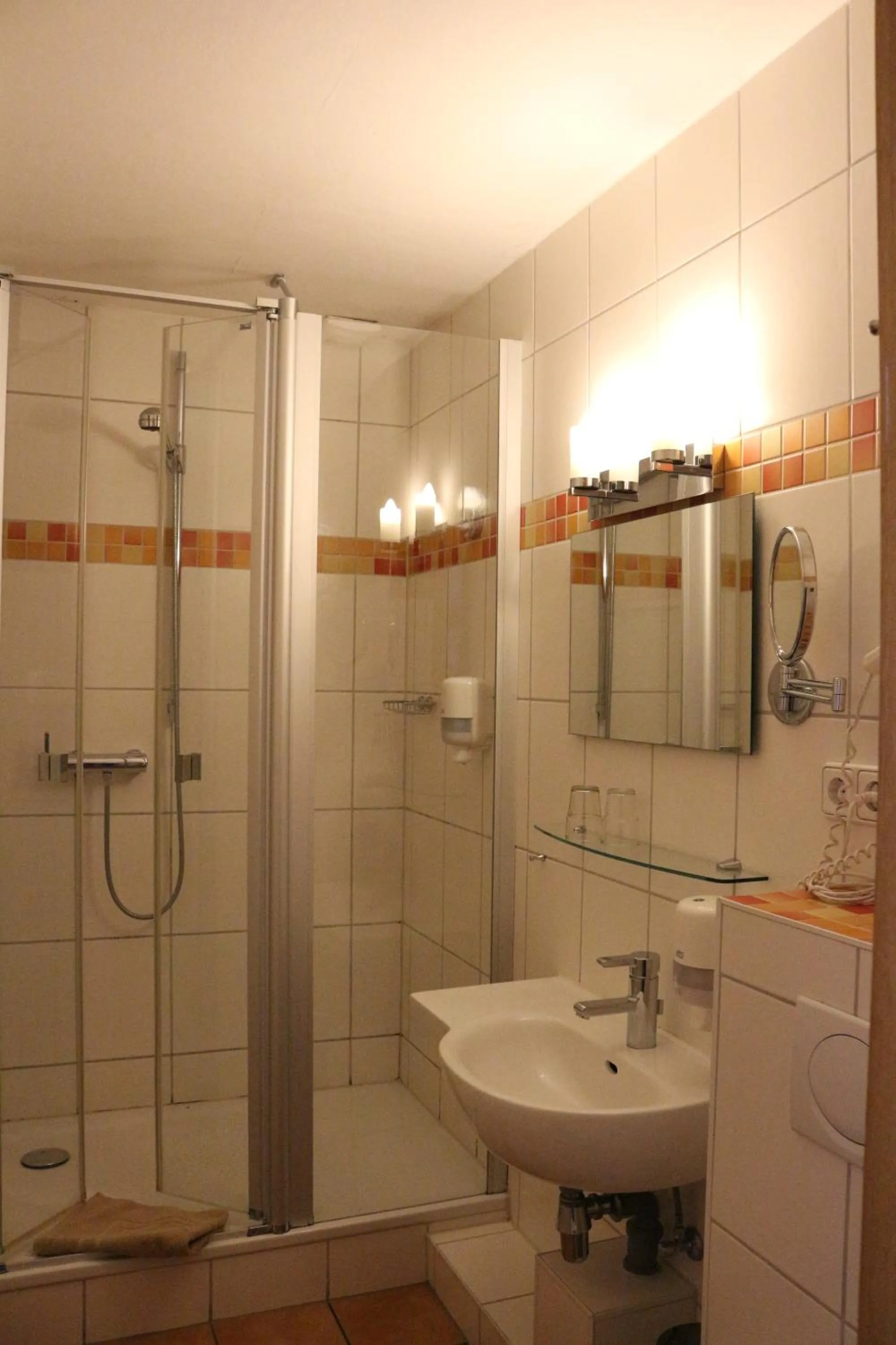 Shower in Hotel Steinhagen