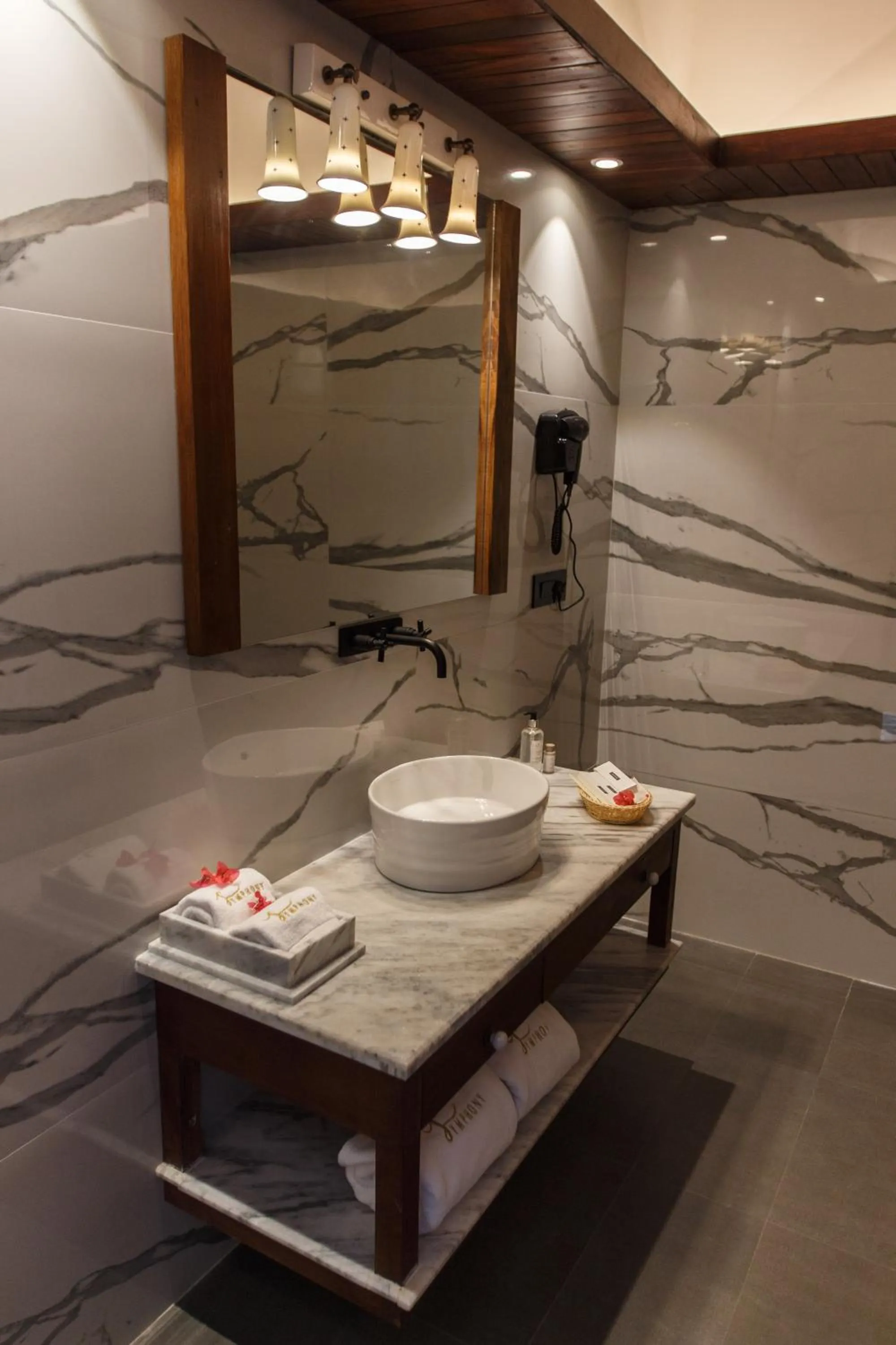 Bathroom in Symphony Samudra Beachside Jungle Resort And Spa