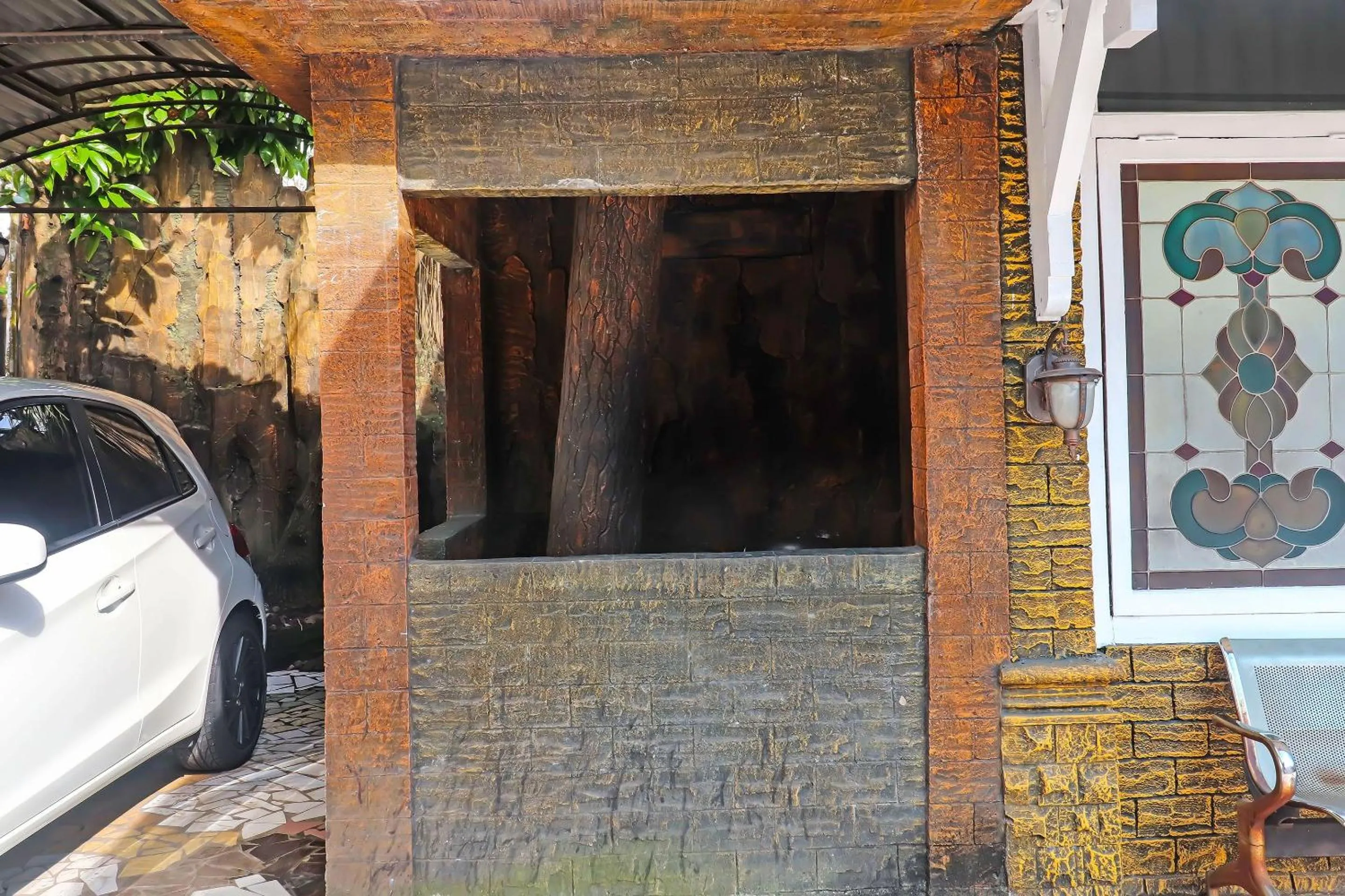 Lobby or reception in OYO 2899 Ardilia Bandara Syariah