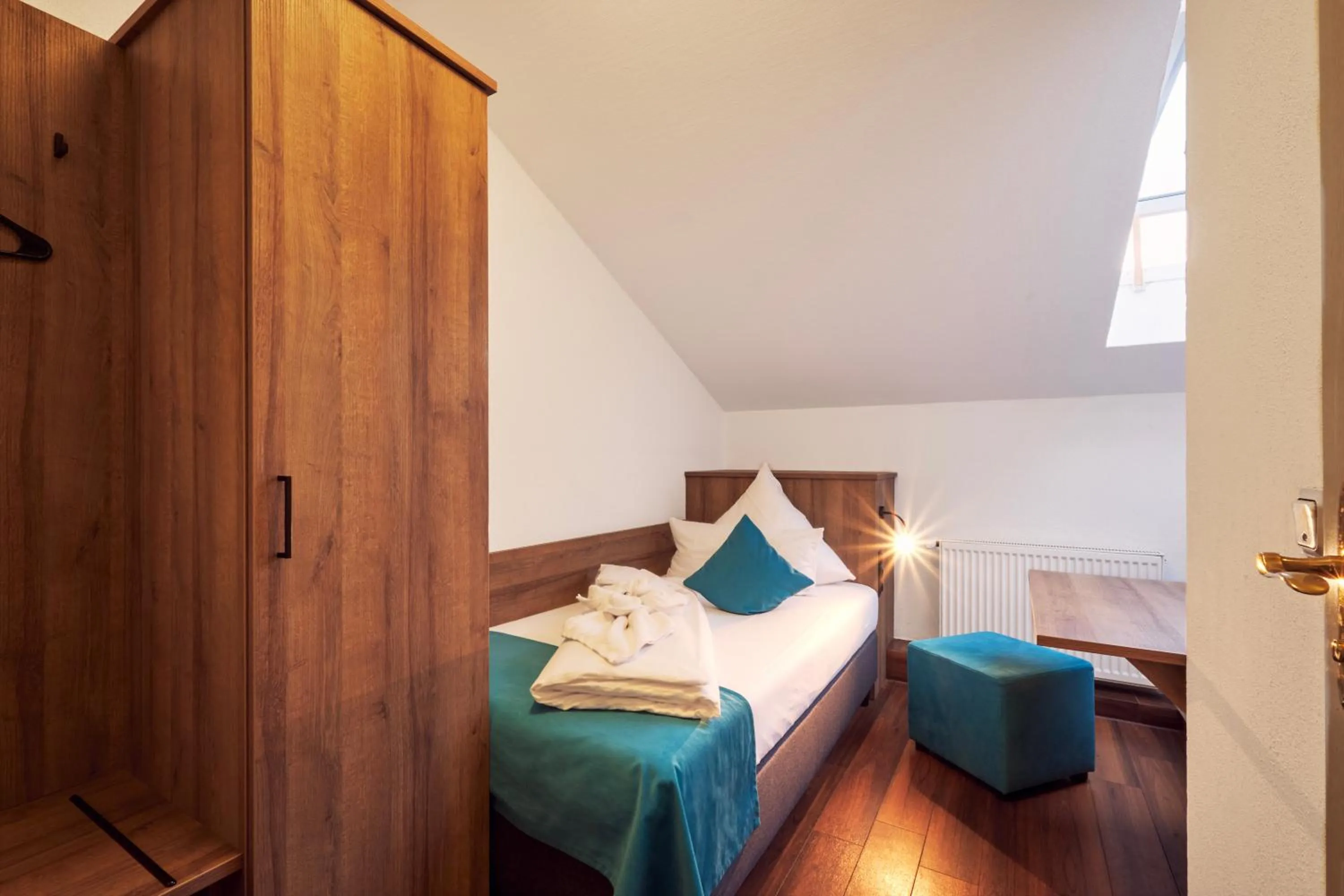 Bed in Hotel Hansa Stuttgart City