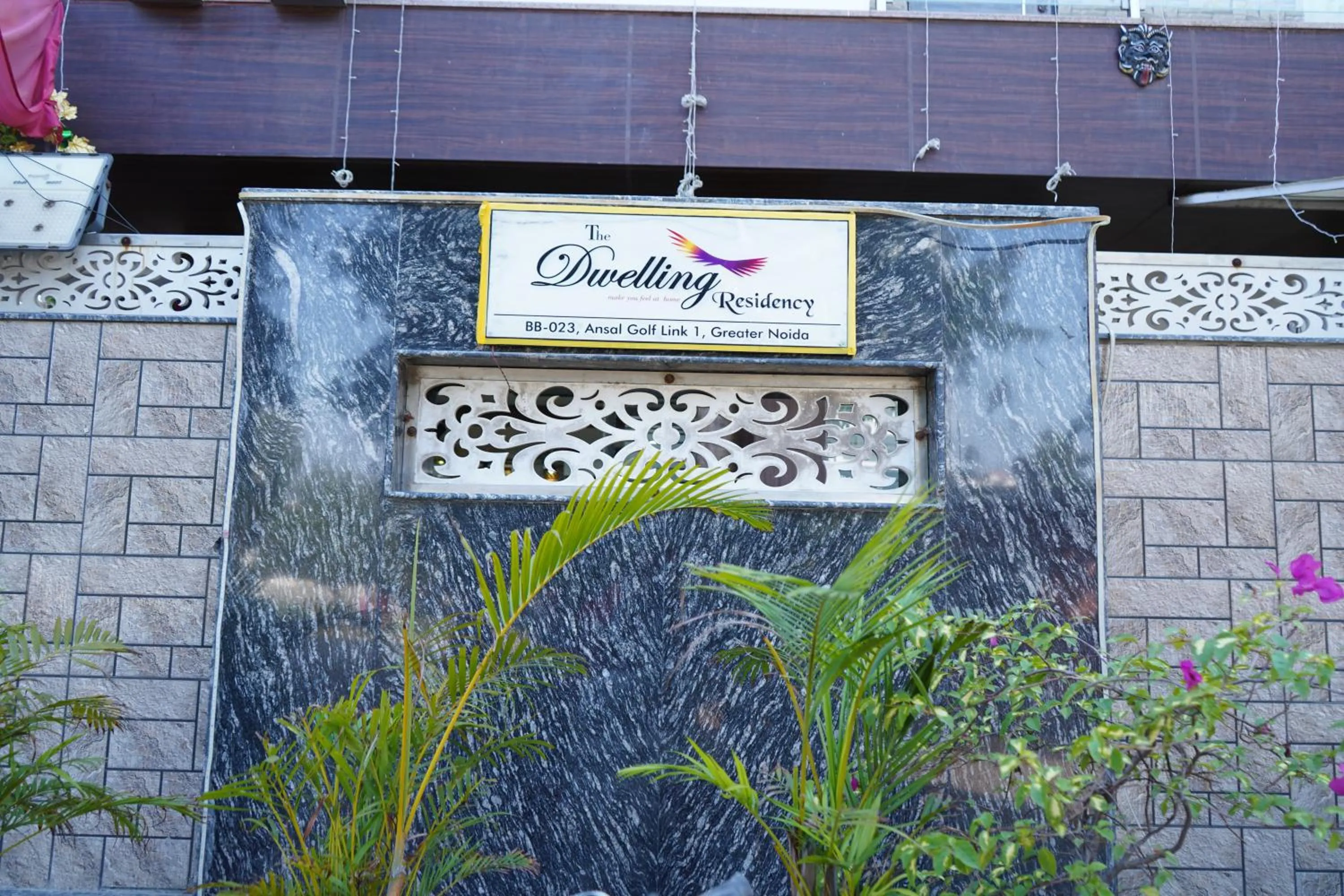 Property logo or sign in Dwelling Residency