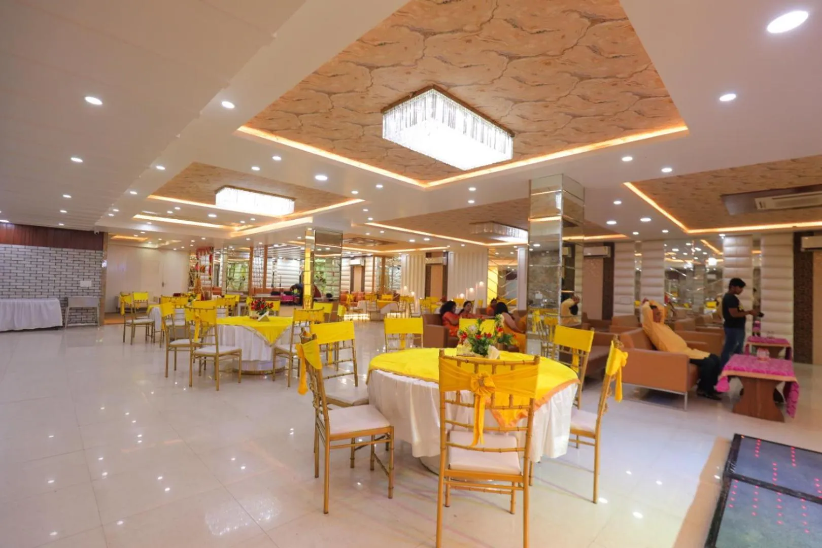 Banquet/Function facilities in Dwelling Residency