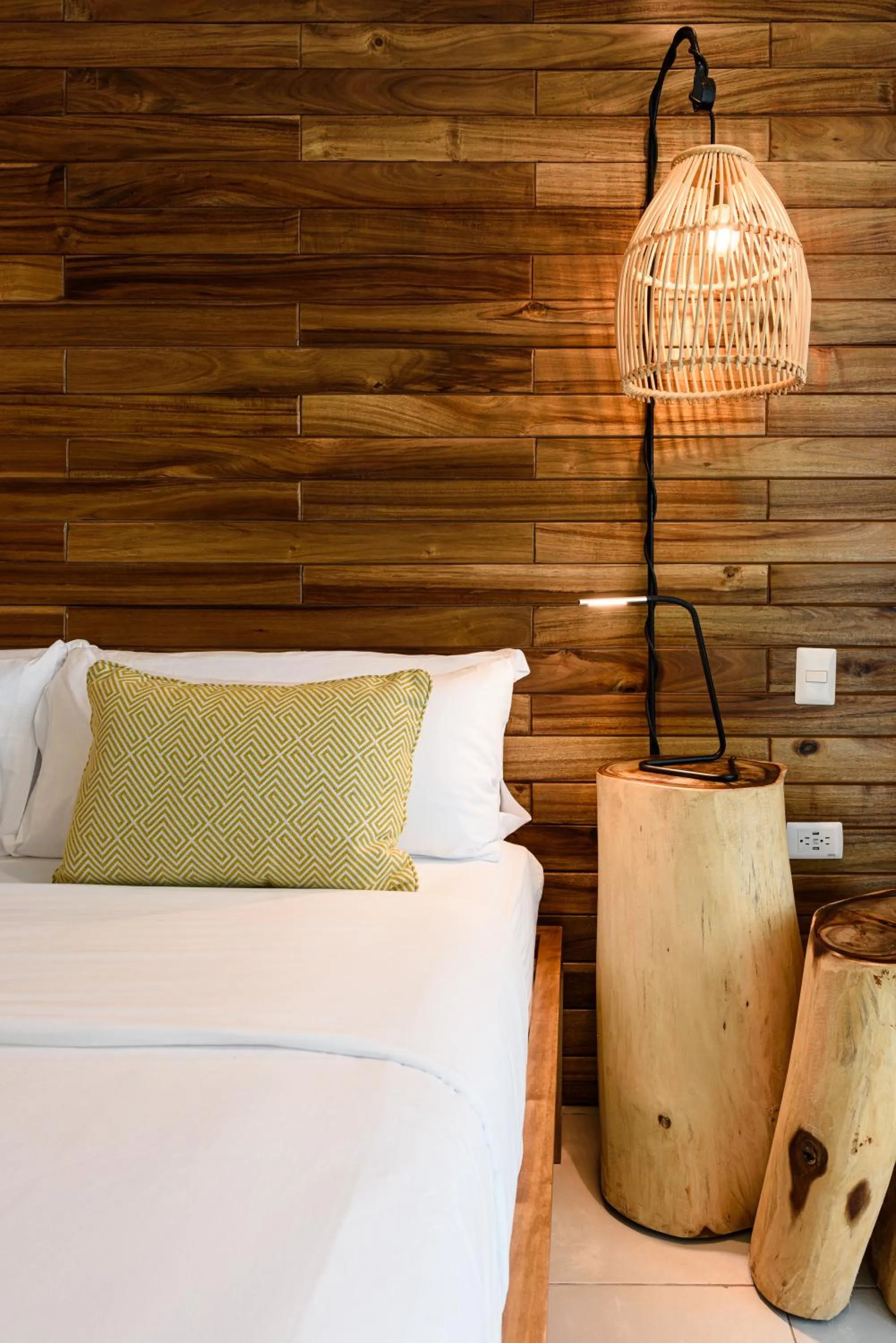 Bed in Saman Boutique Hotel By Mint