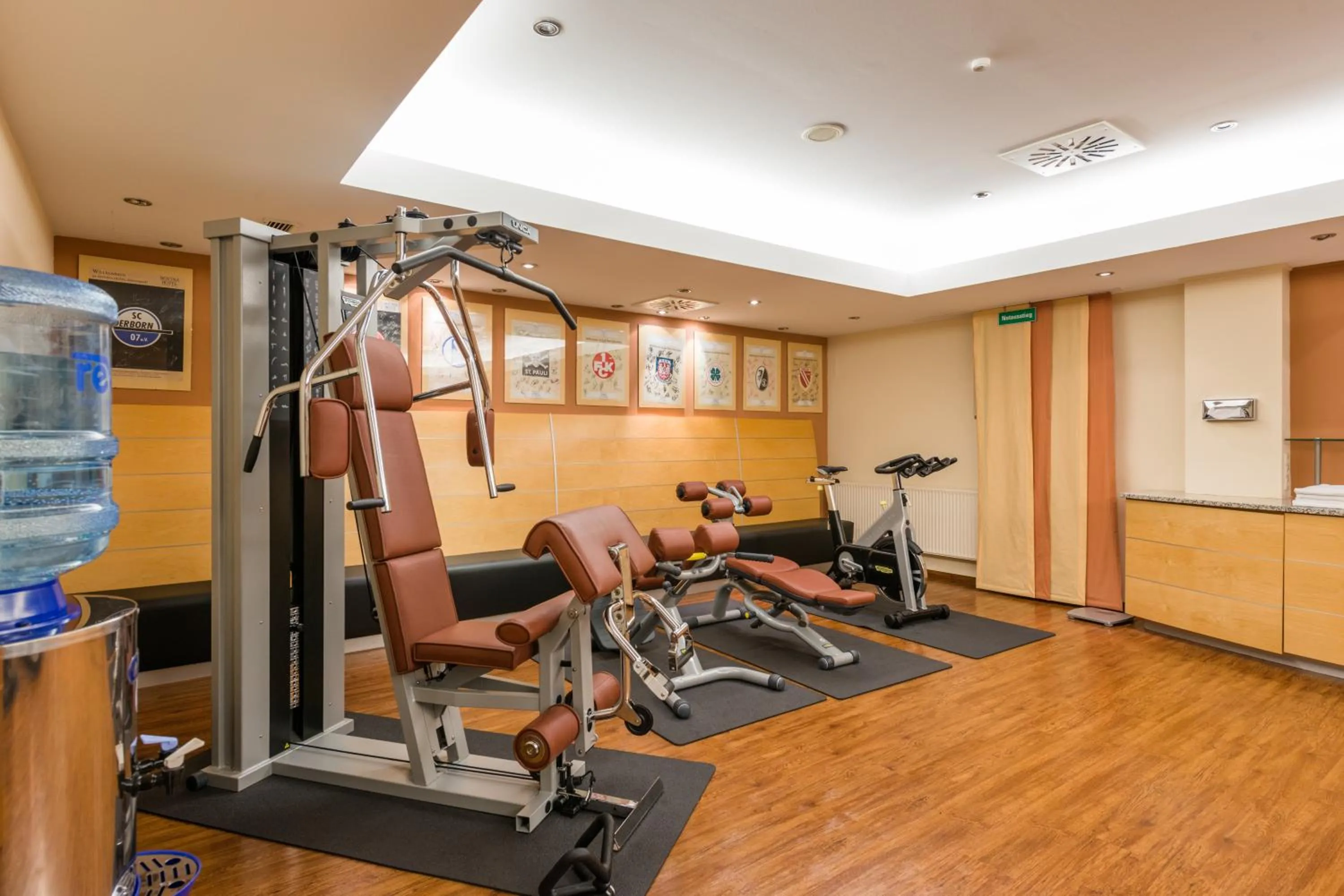 Fitness centre/facilities in NOVINA HOTEL Südwestpark