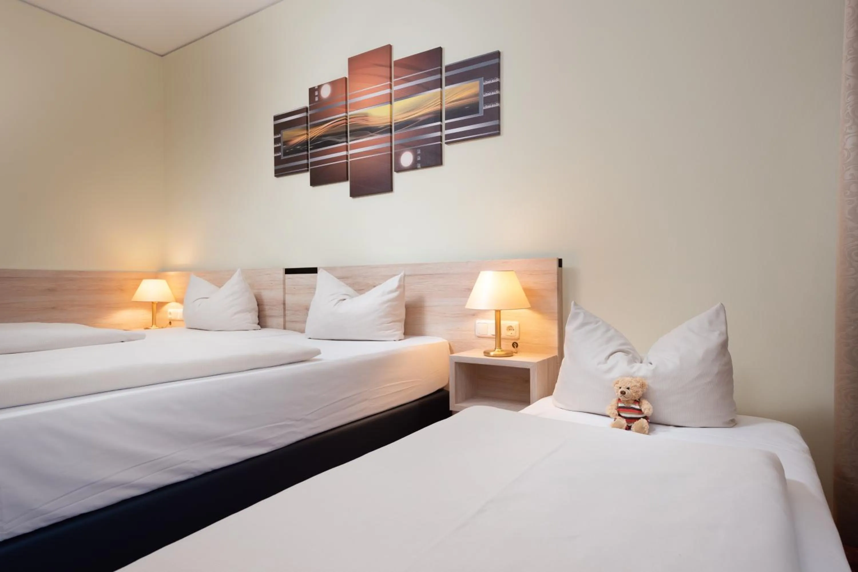 Bed in NOVINA HOTEL Südwestpark