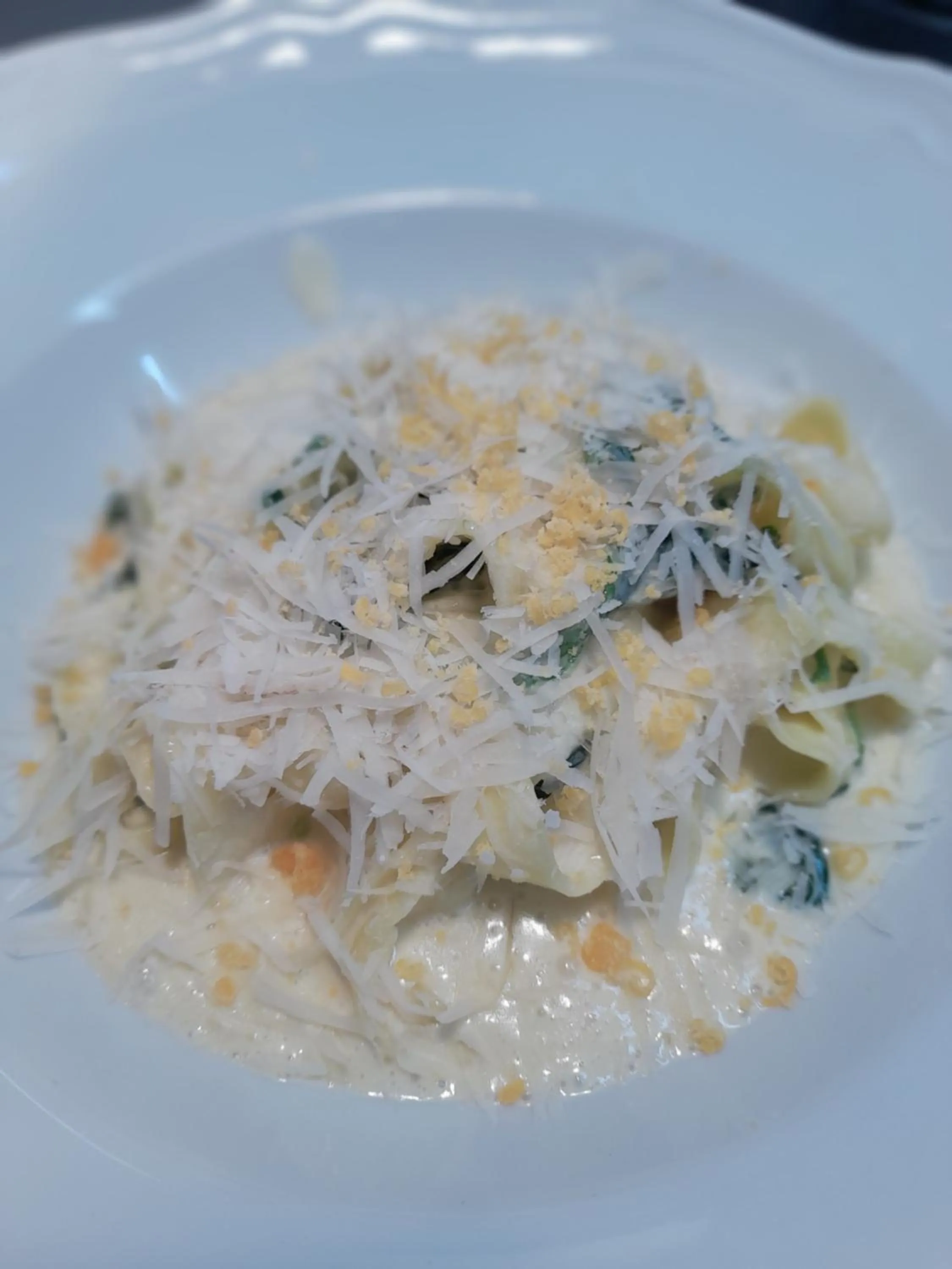 Restaurant/places to eat in Merci Boutique Hotel