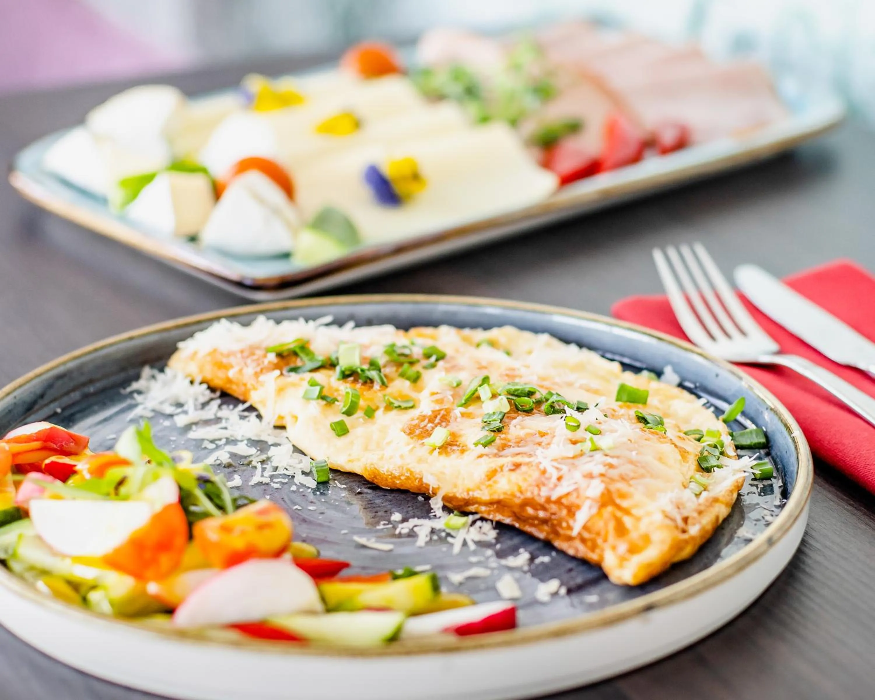 Restaurant/places to eat in Merci Boutique Hotel