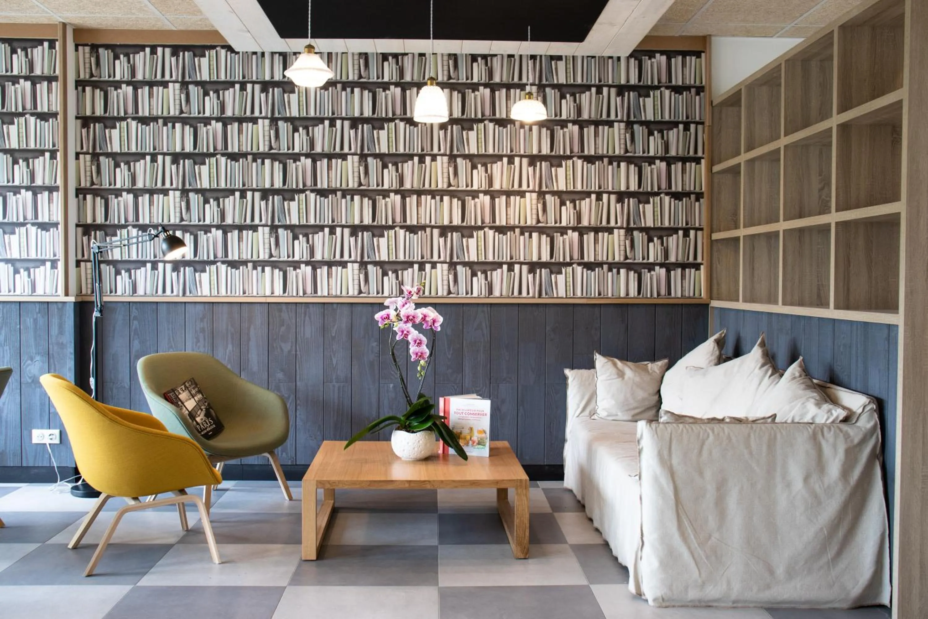 Library in Campanile PRIME - Rungis Orly