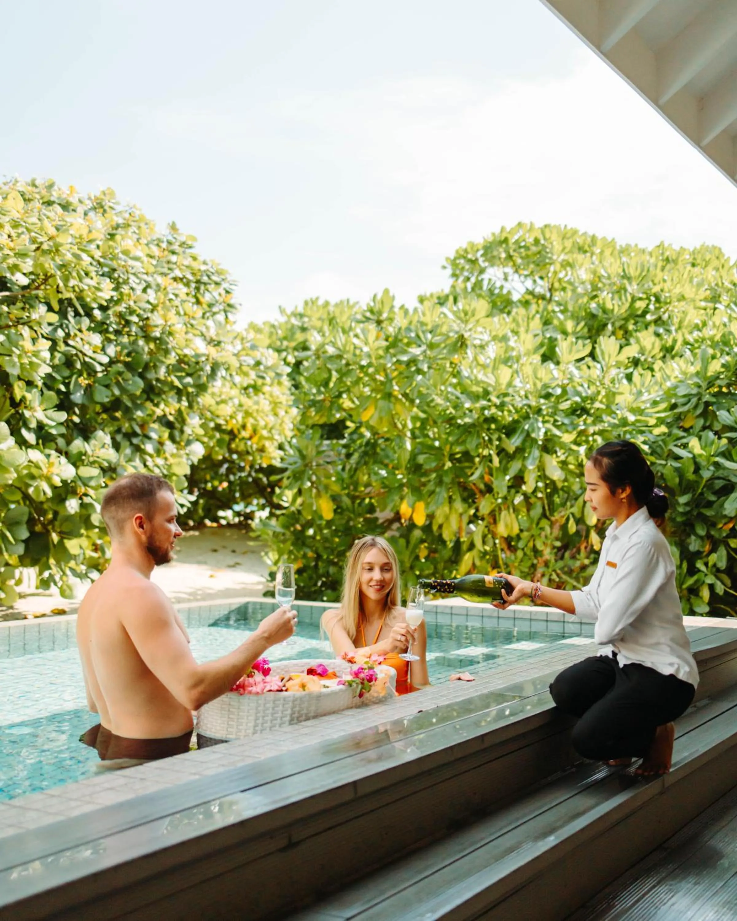 Breakfast in Brennia Kottefaru Maldives