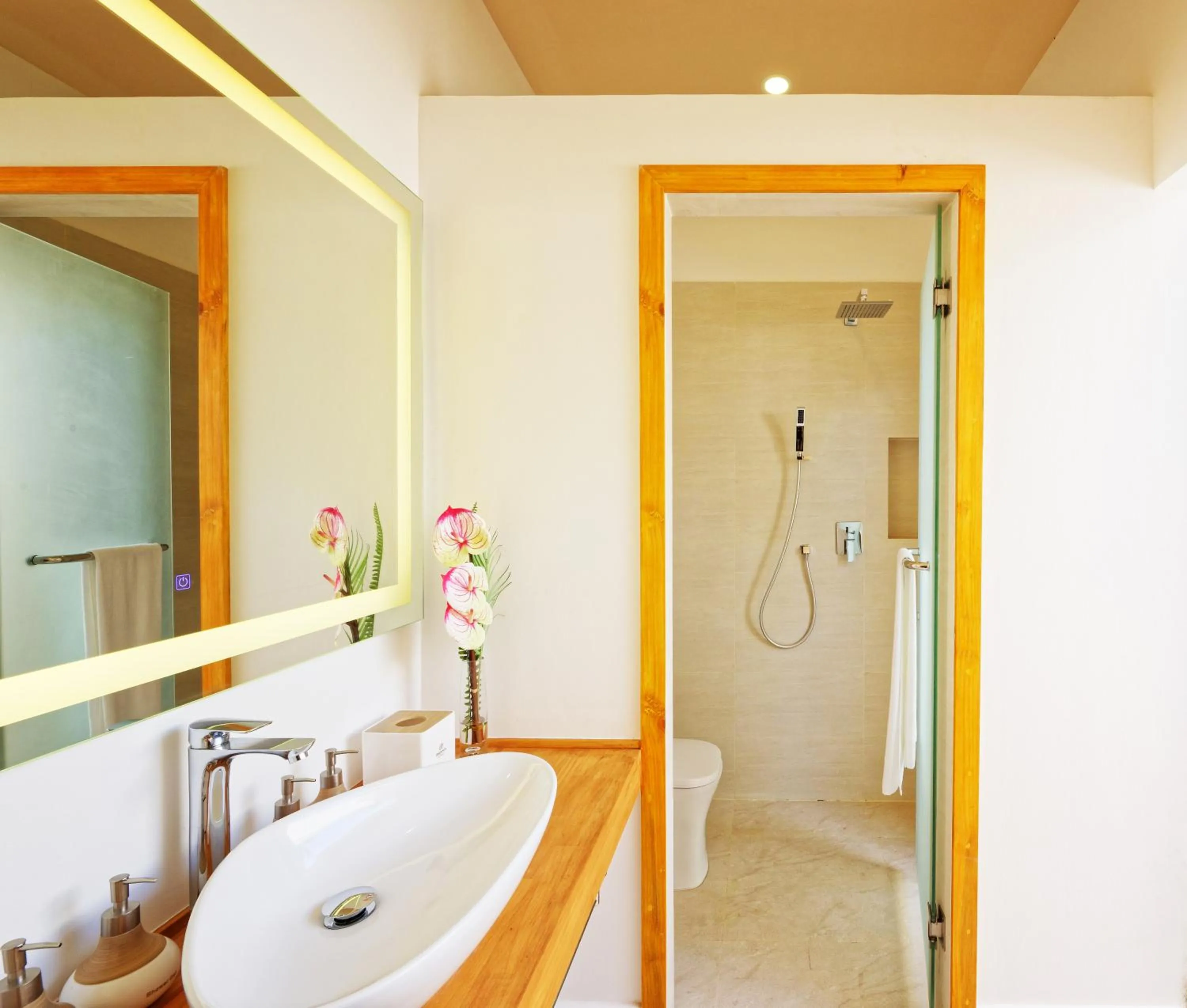 Bathroom in Brennia Kottefaru Maldives