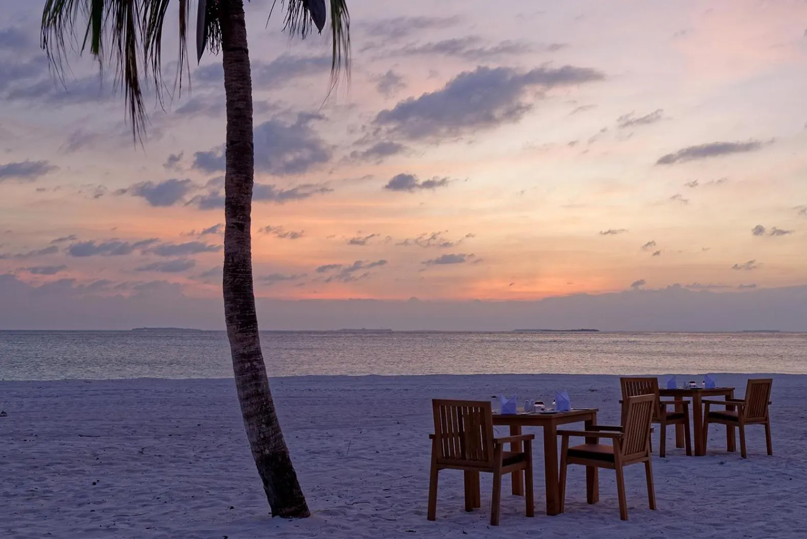 Restaurant/places to eat in Brennia Kottefaru Maldives