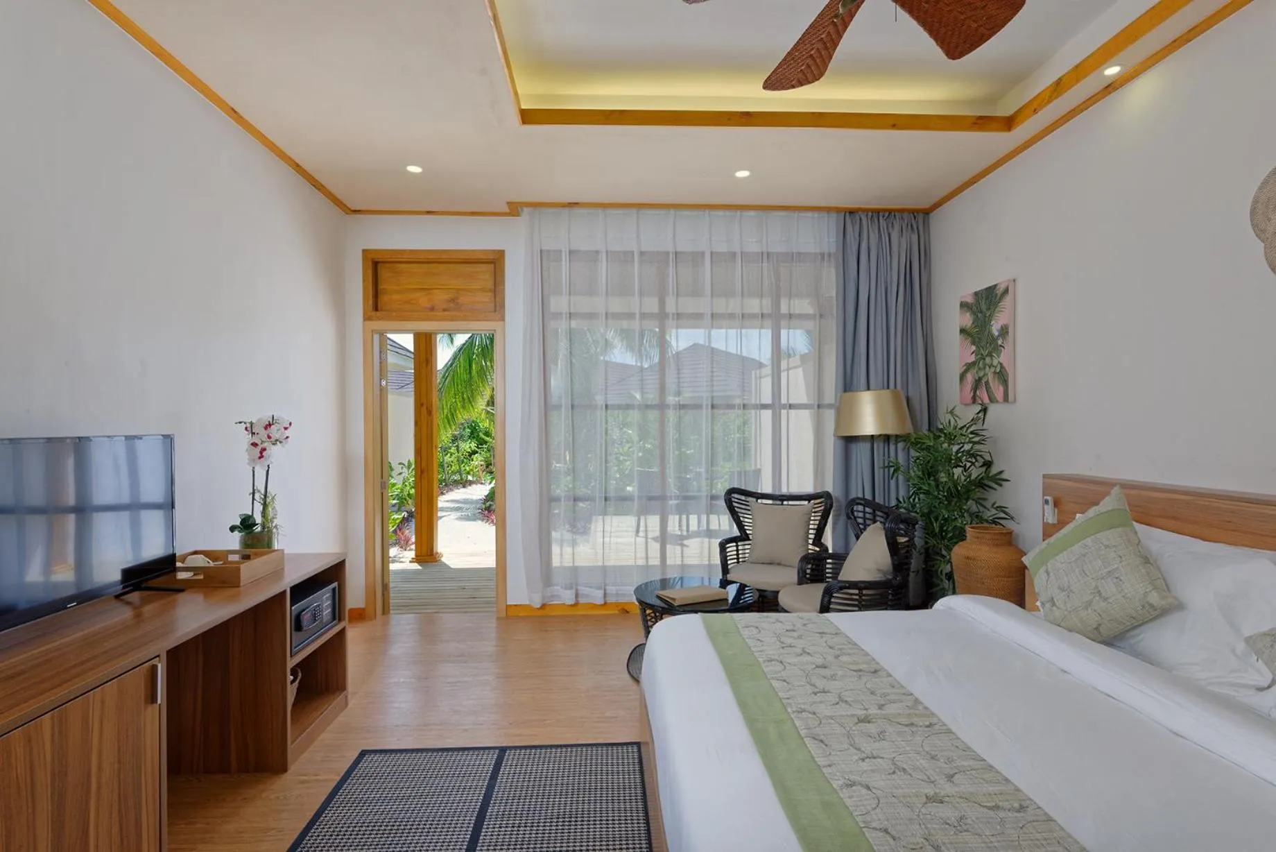 Bed in Brennia Kottefaru Maldives