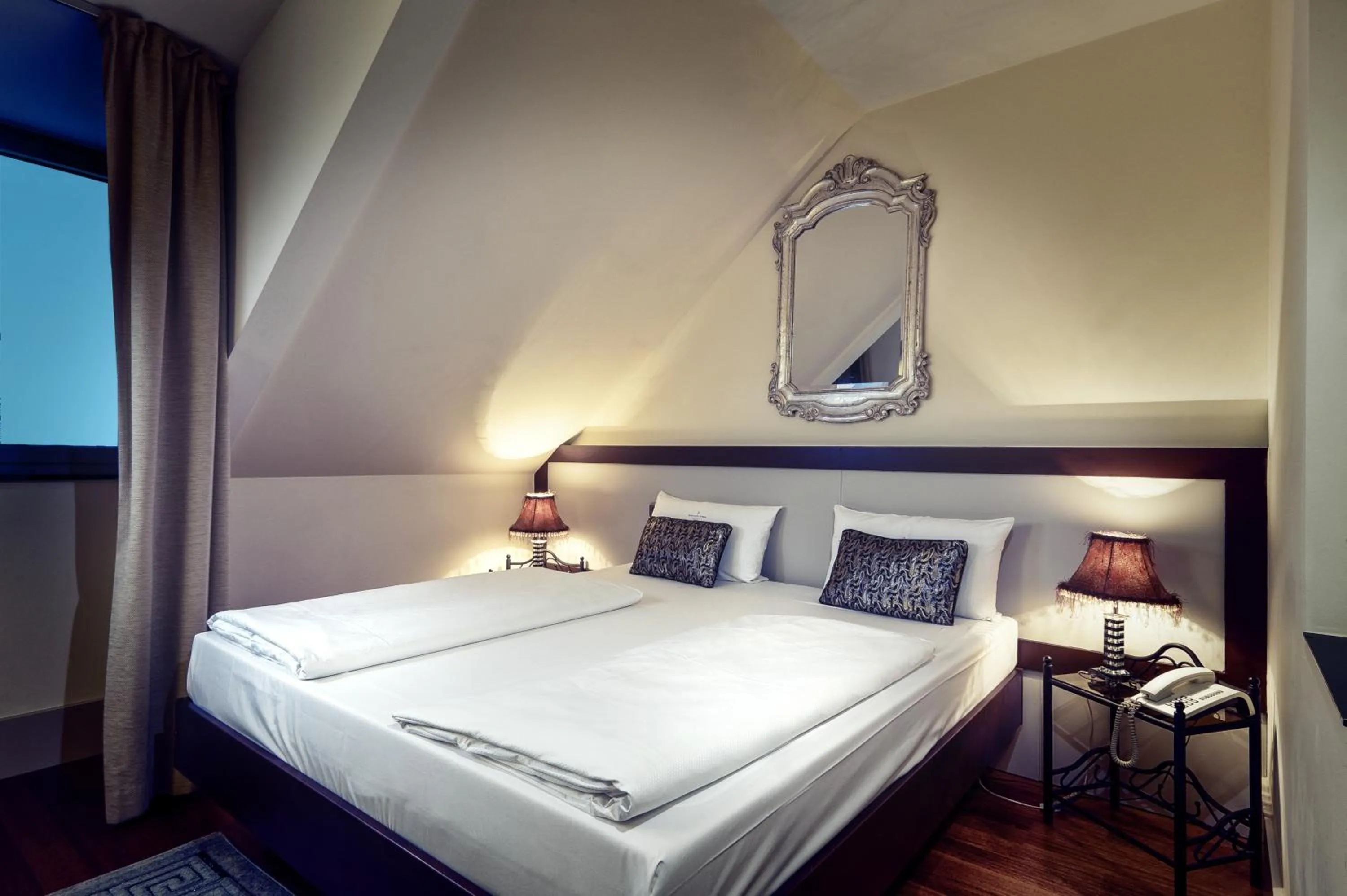 Bedroom in Hotel Ambiance Rivoli