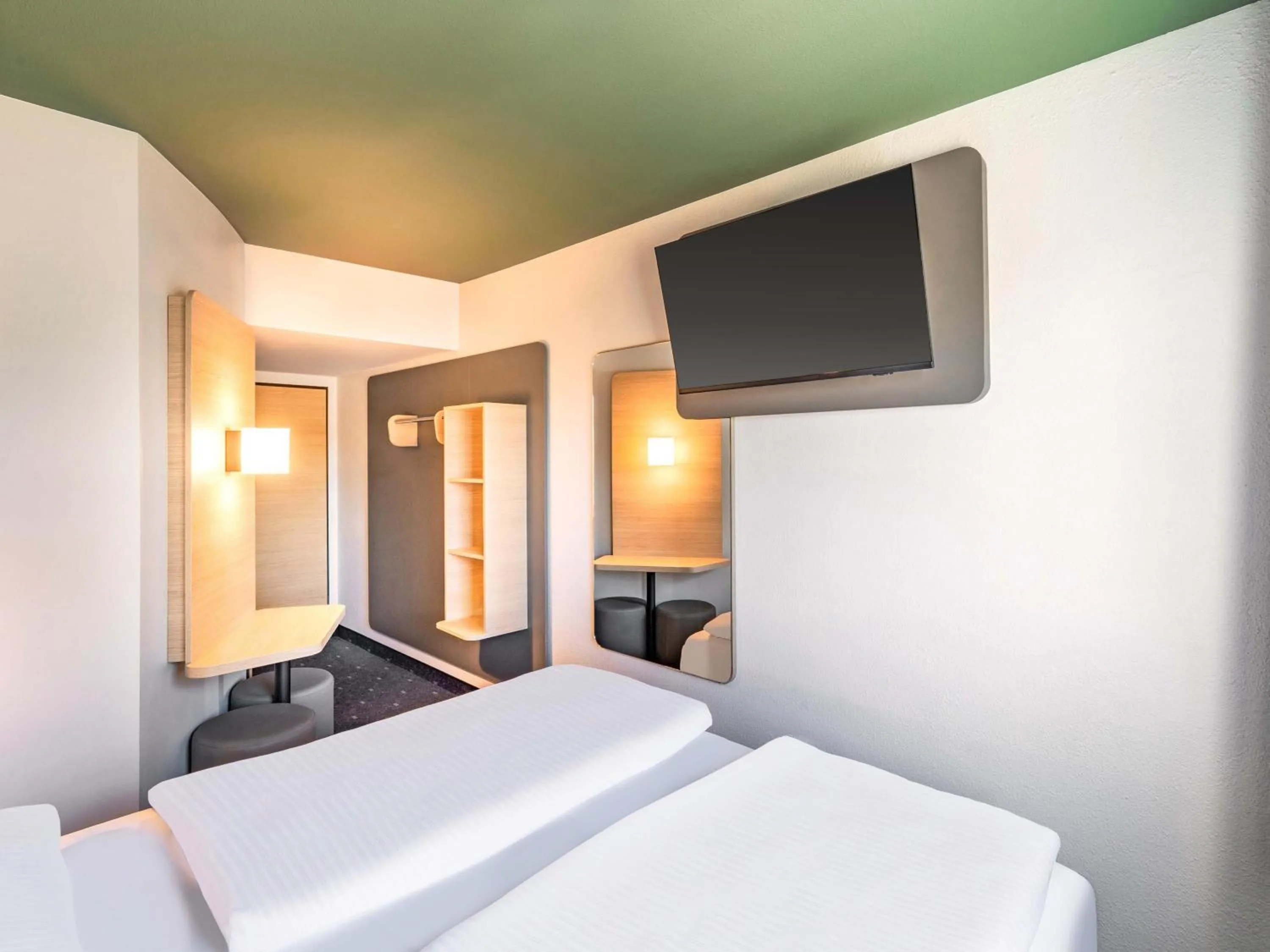 Photo of the whole room, Bed in B&B HOTEL Hannover-Laatzen