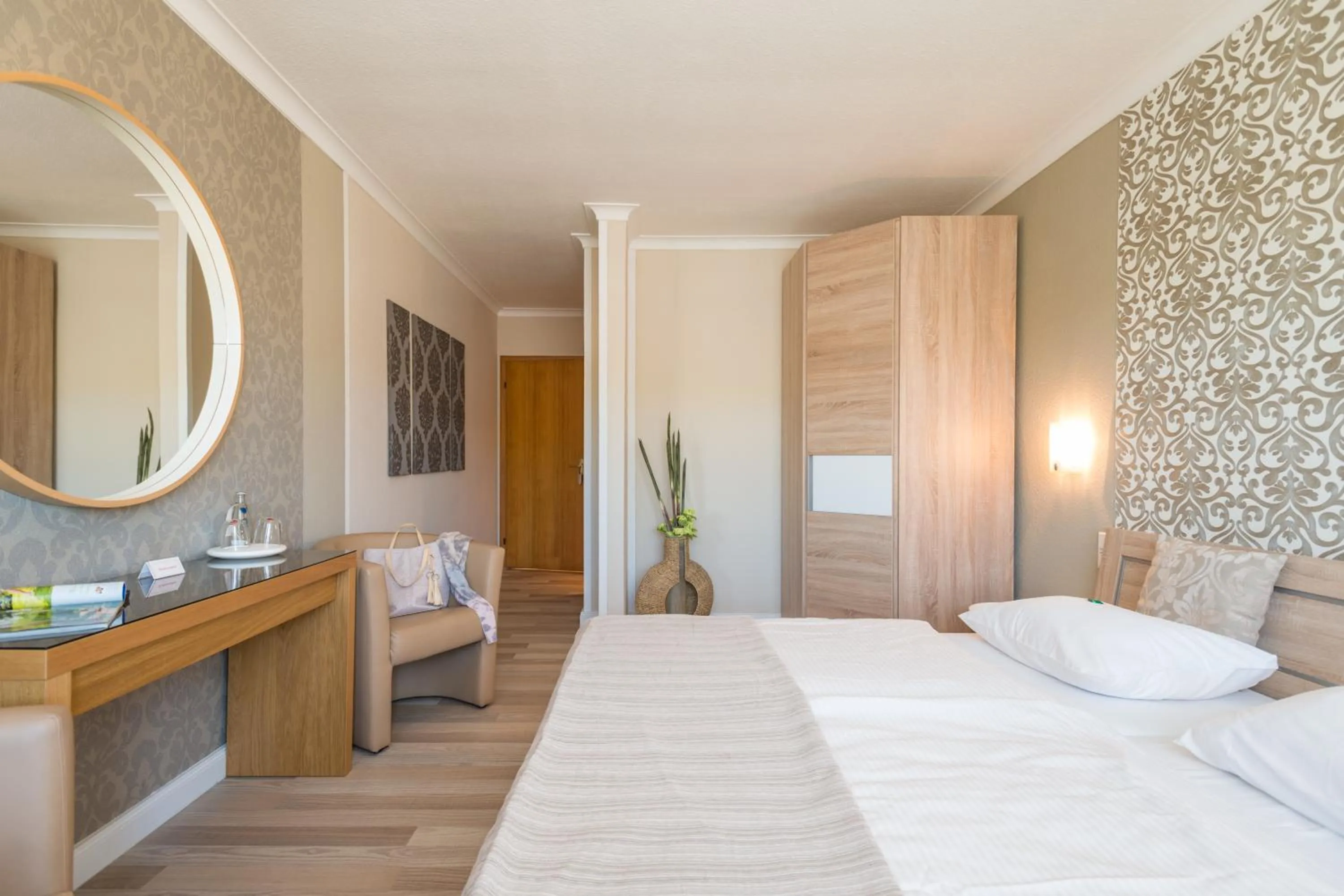 Seating area, Bed in Hotel Ahrbella