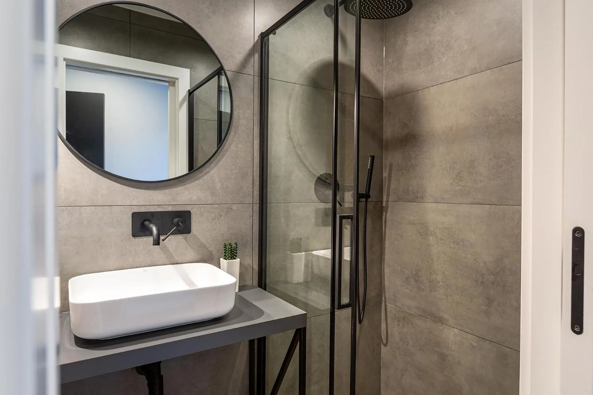 Bathroom in Homewell Boutique Apartments Stare Miasto