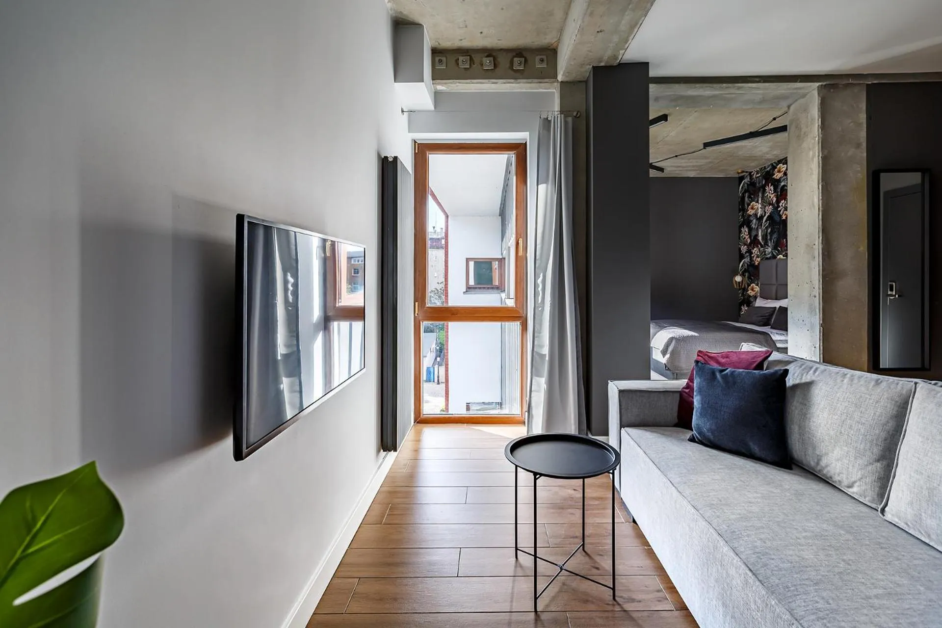 TV and multimedia in Homewell Boutique Apartments Stare Miasto