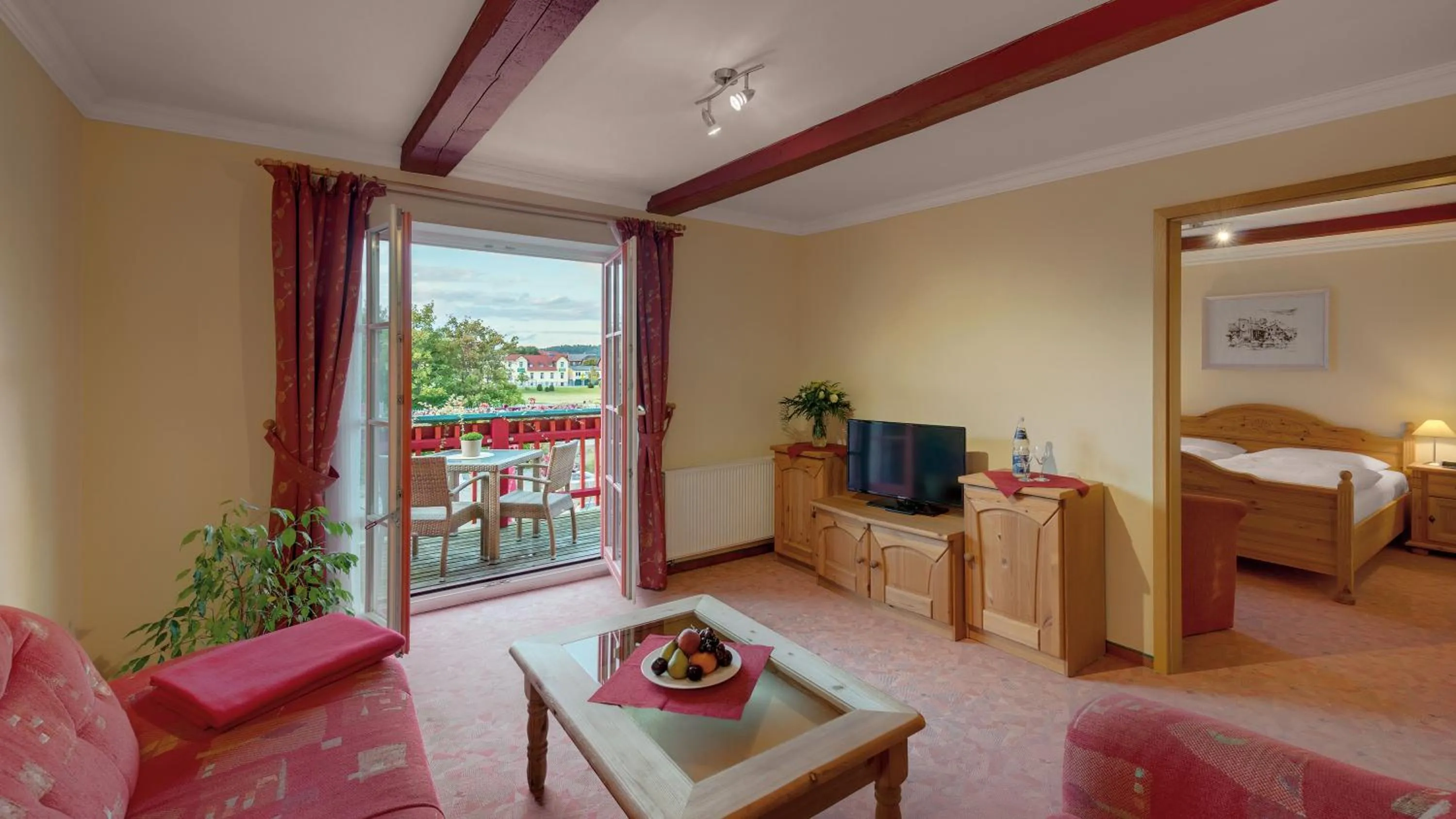 Photo of the whole room, Bed in Hotel Gut Voigtlaender