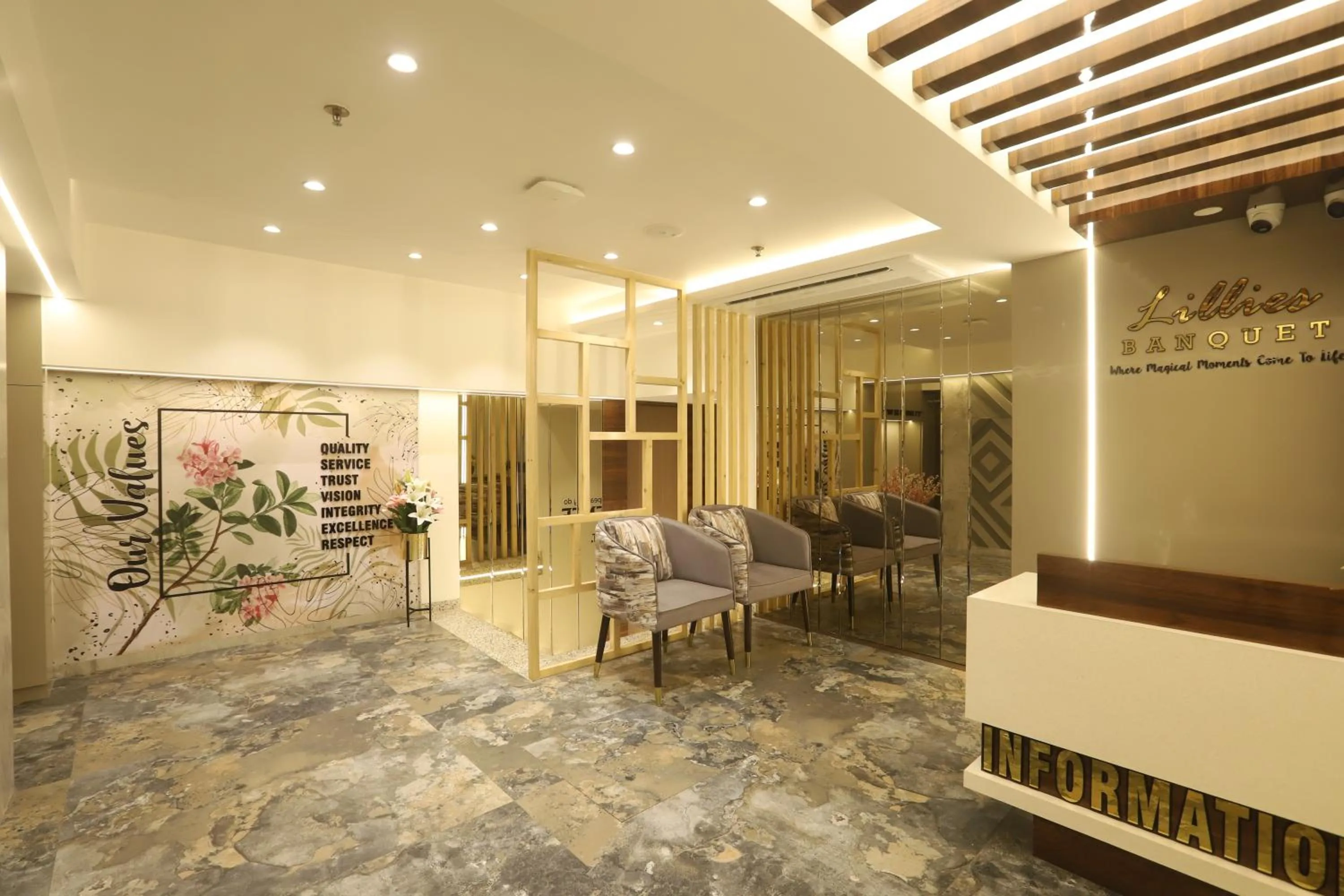 Lobby or reception in Hotel Auris & Banquets, Mumbai International Airport