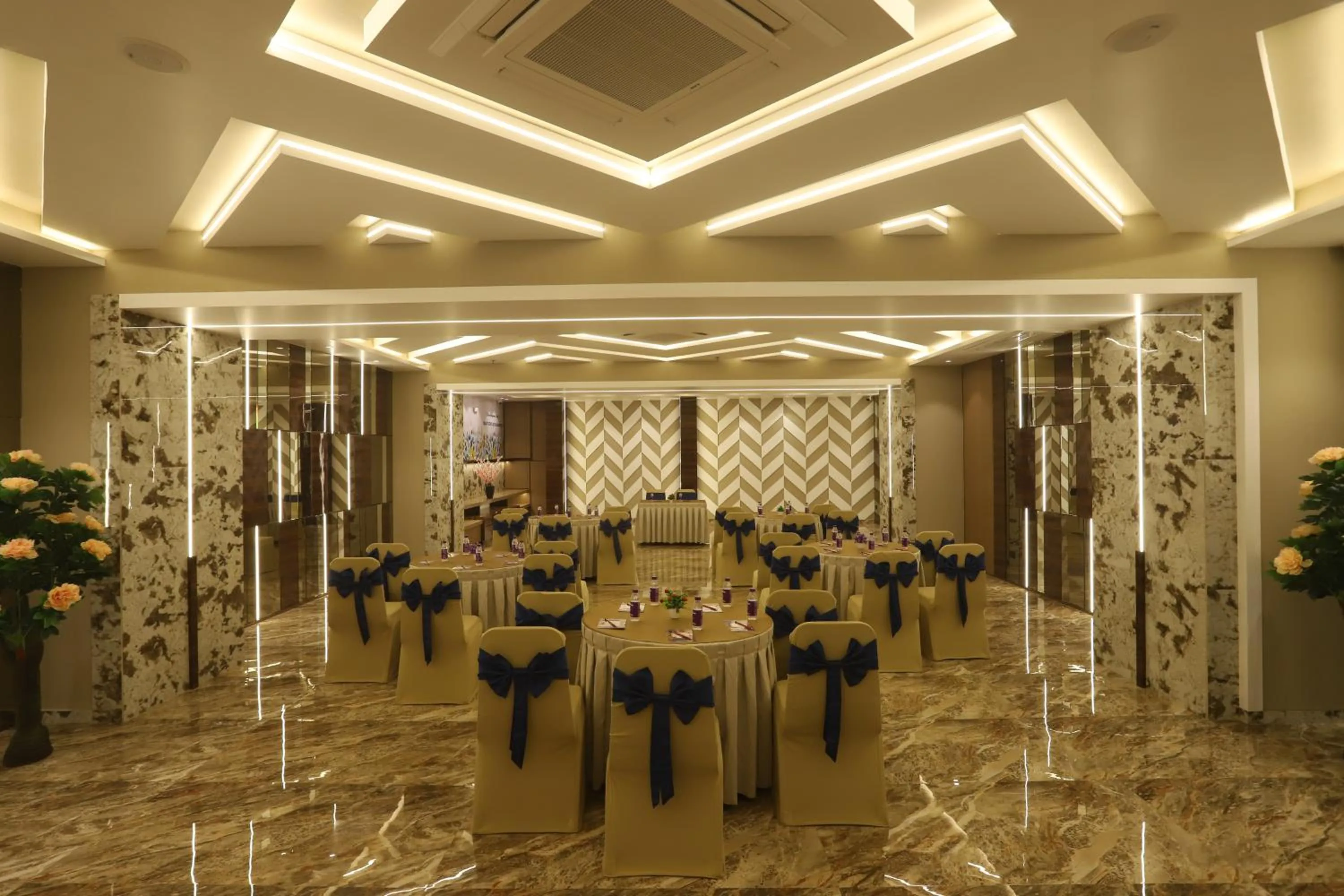 Meeting/conference room in Hotel Auris & Banquets, Mumbai International Airport