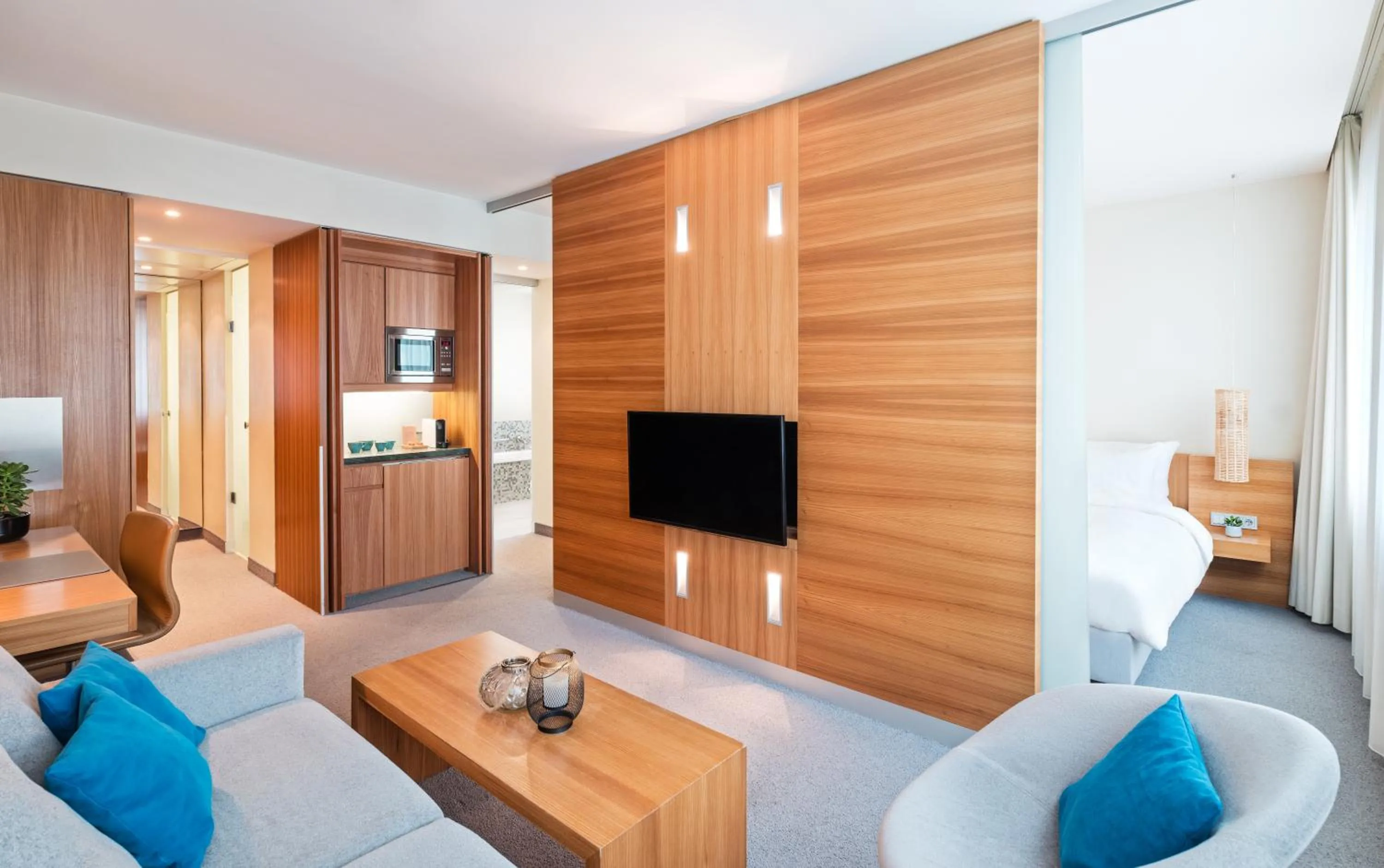 Kitchen or kitchenette in Lindner Hotel Berlin Ku'damm, part of JdV by Hyatt